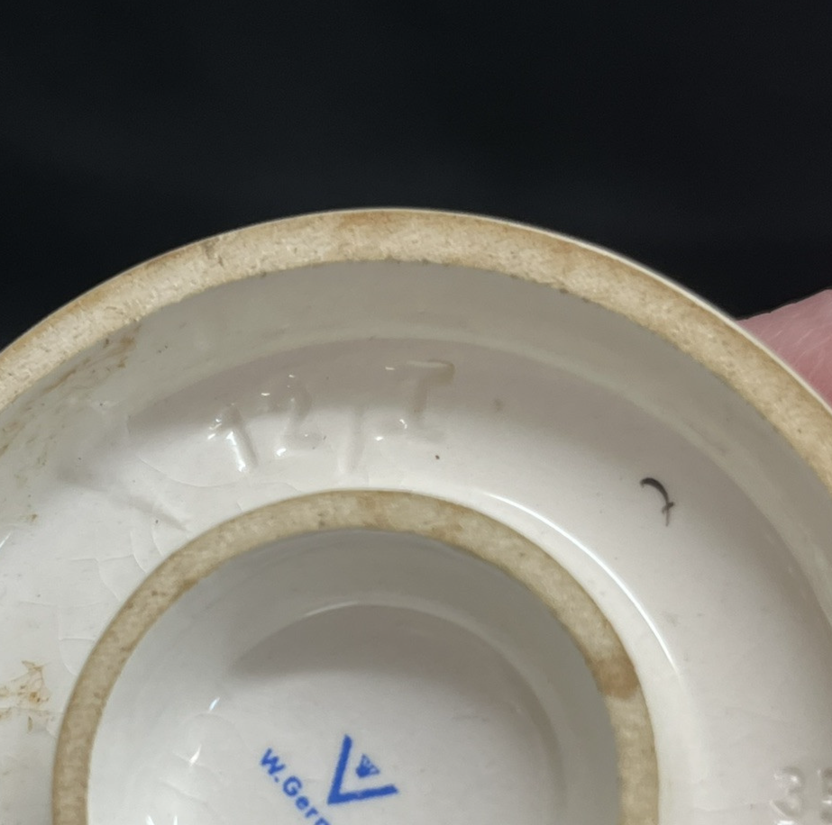 Vintage M.I. Hummel Porcelain "Chimney Sweep" 12/I Figurine 6" W. Germany