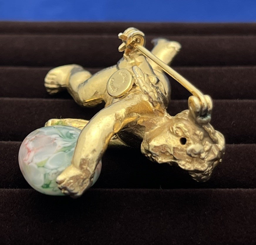 Rare Hattie Carnegie Cherub Brooch Pin Clutching lg Oval Faux Swivel Stone 1950