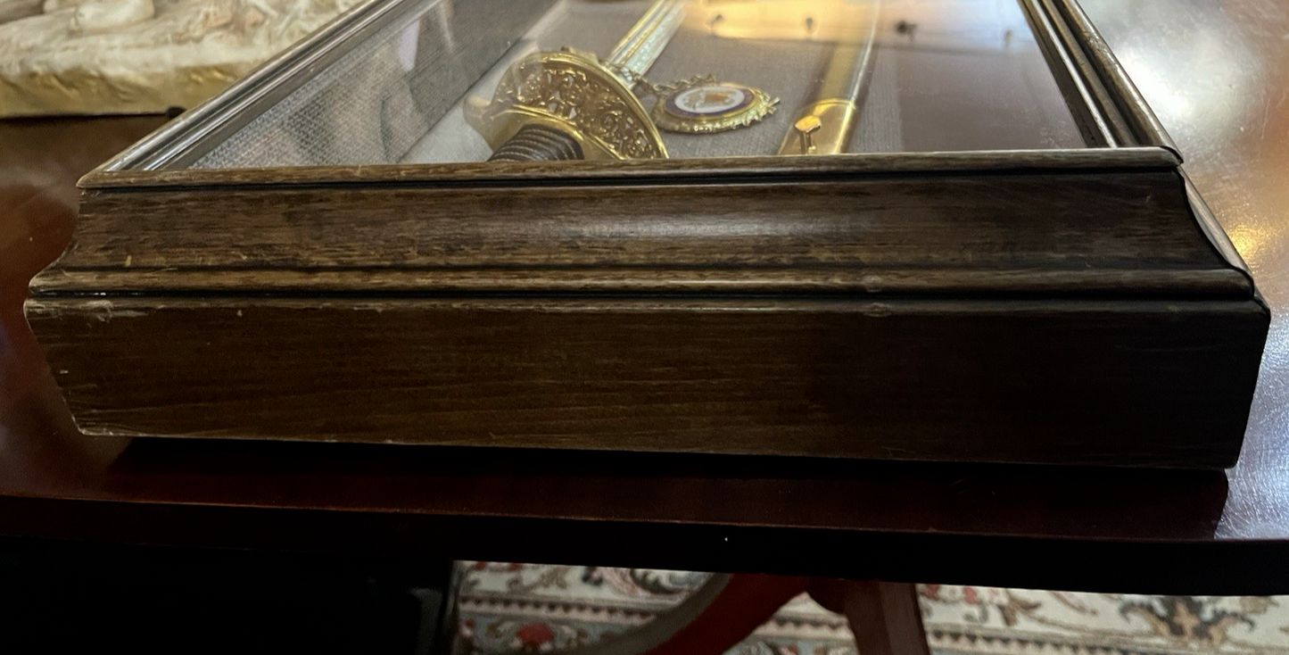 Marine Officer NCO Mameluke Sword & Scabbard 4 Patches Navy Badge in Shadow Box