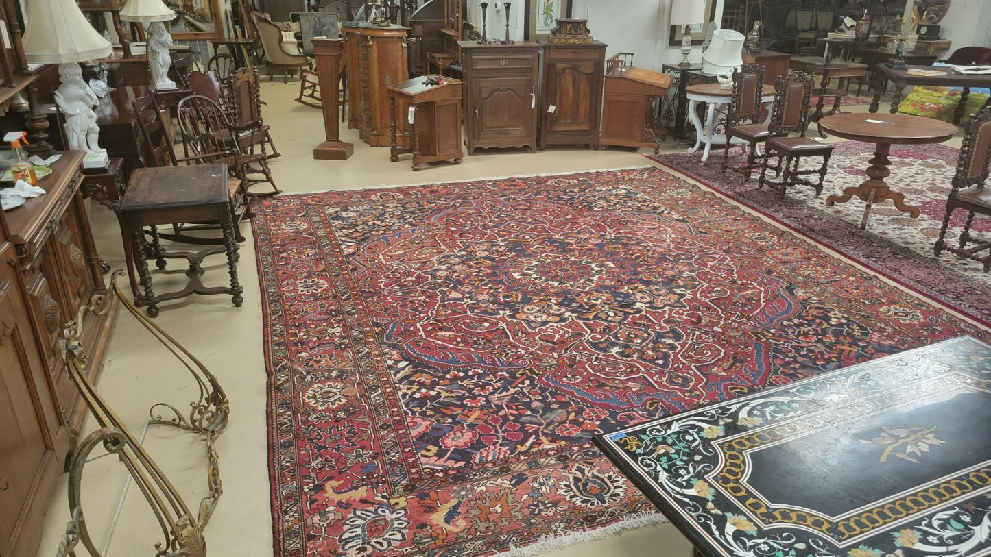 Hand Tied Rug 13 ft x 15 ft Bakhtiar AW8