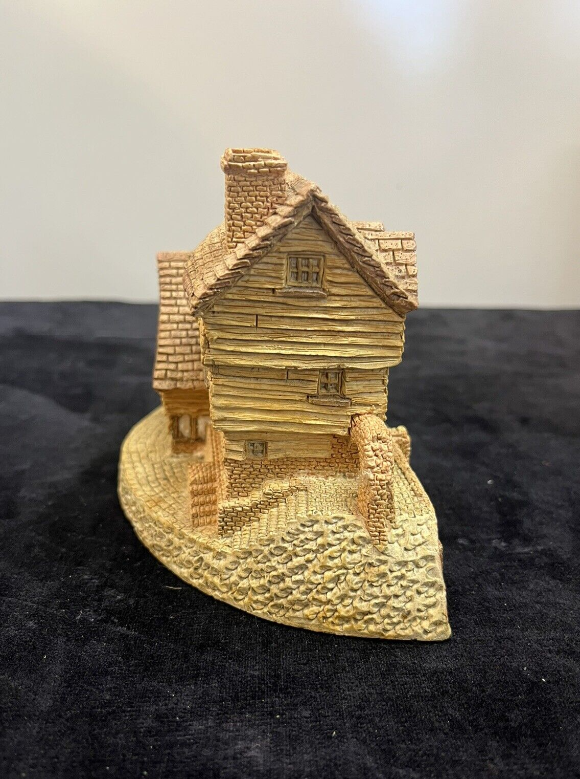 David Winter Market Street - 1980 - w/ box + COA