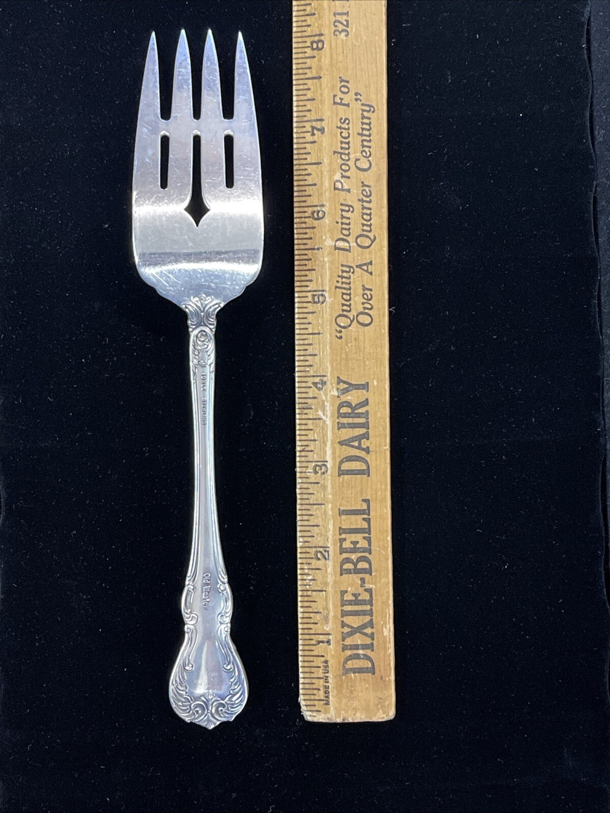 OLD MASTER 1942 Towle 69g Sterling Silver Cold Meat Serving Fork 8.25"
