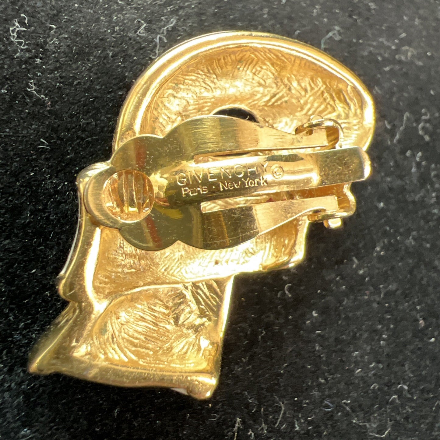 Vintage GIVENCHY - cream enamel - gold tone - Ribbon Knot  CLIP EARRINGS