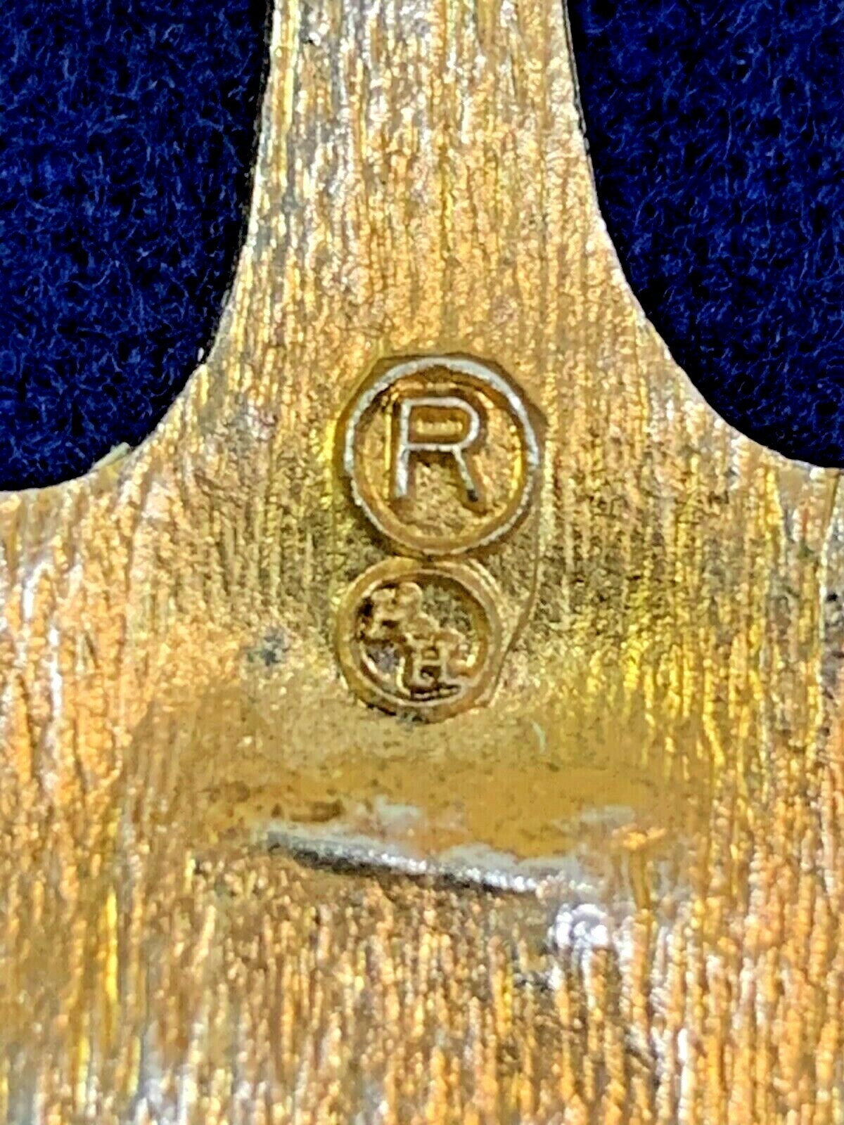 Vintage LION'S CLUB Lion Head LARGE Figural PENDANT Necklace signed HH