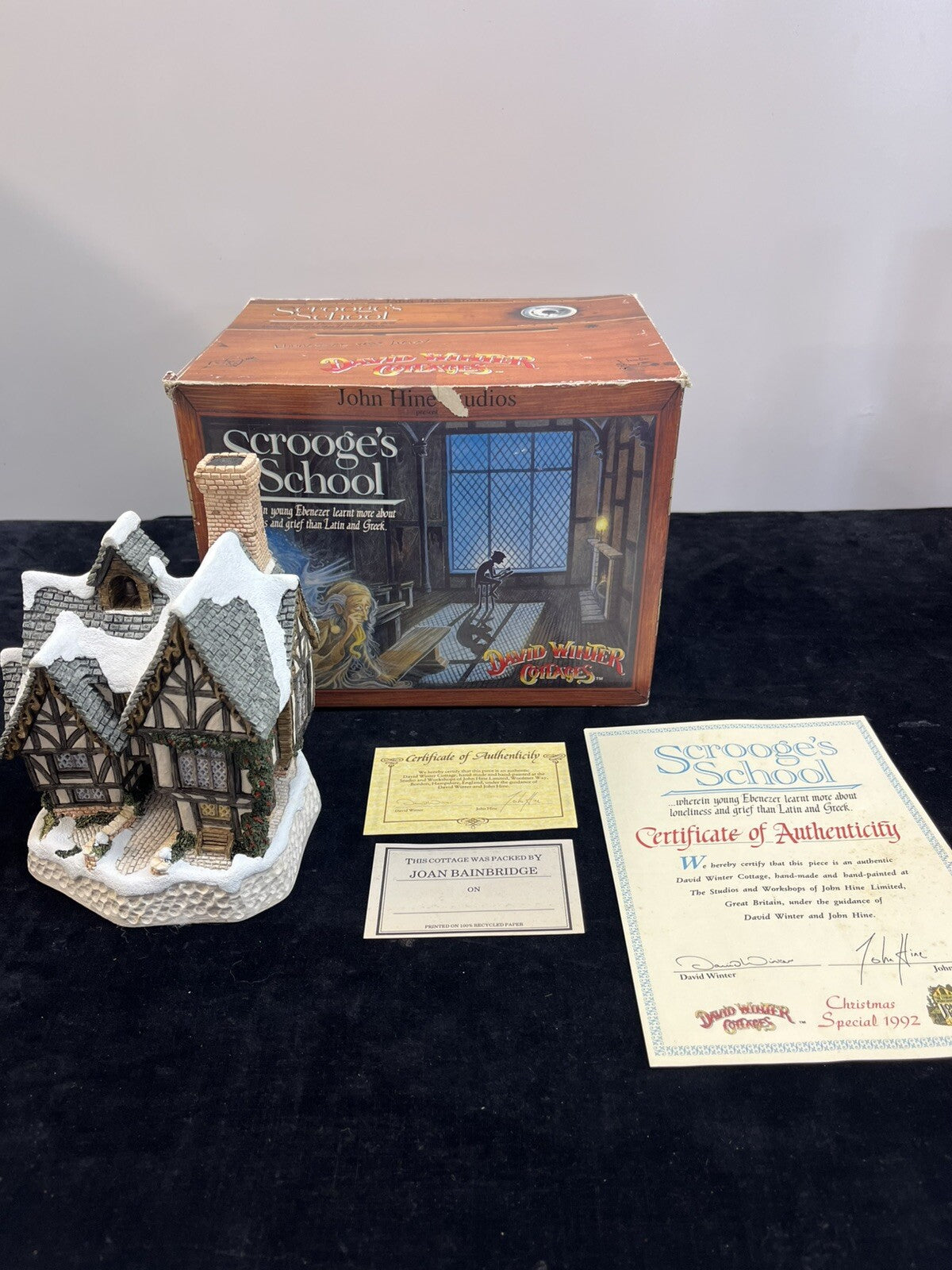 David Winter Cottages Scrooge's School John Hine Studios Christmas 1992 Box COA