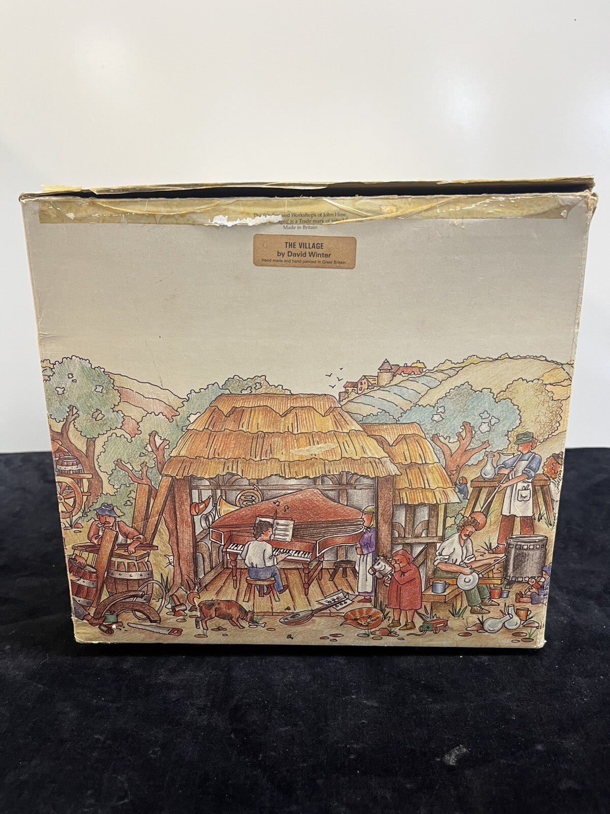 Vtg David Winter Cottages "The Village"   England  1981 Retired