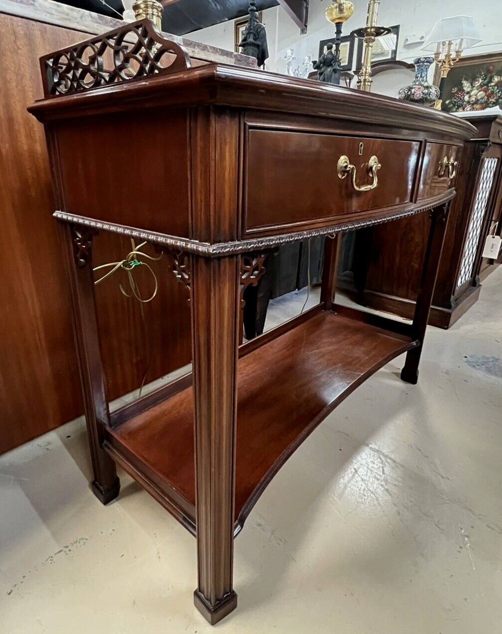 HICKORY CHAIR CO HISTORIC JAMES RIVER COLLECTION 2 TIER SERVER SIDEBOARD CONSOLE