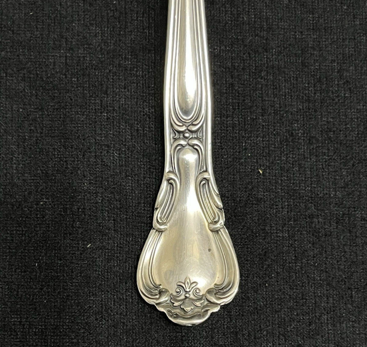 Chantilly by Gorham Sterling Silver Sugar Shell Spoon 6"