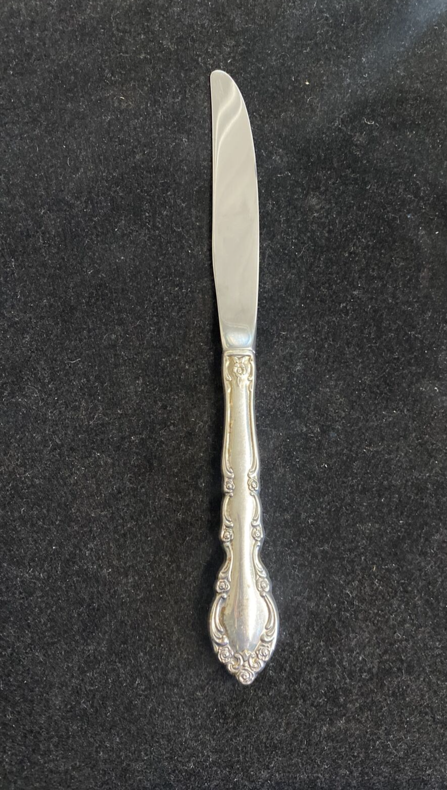Sterling Heirloom Grandeur Pattern by Oneida 9" Dinner Knife 4 Avail