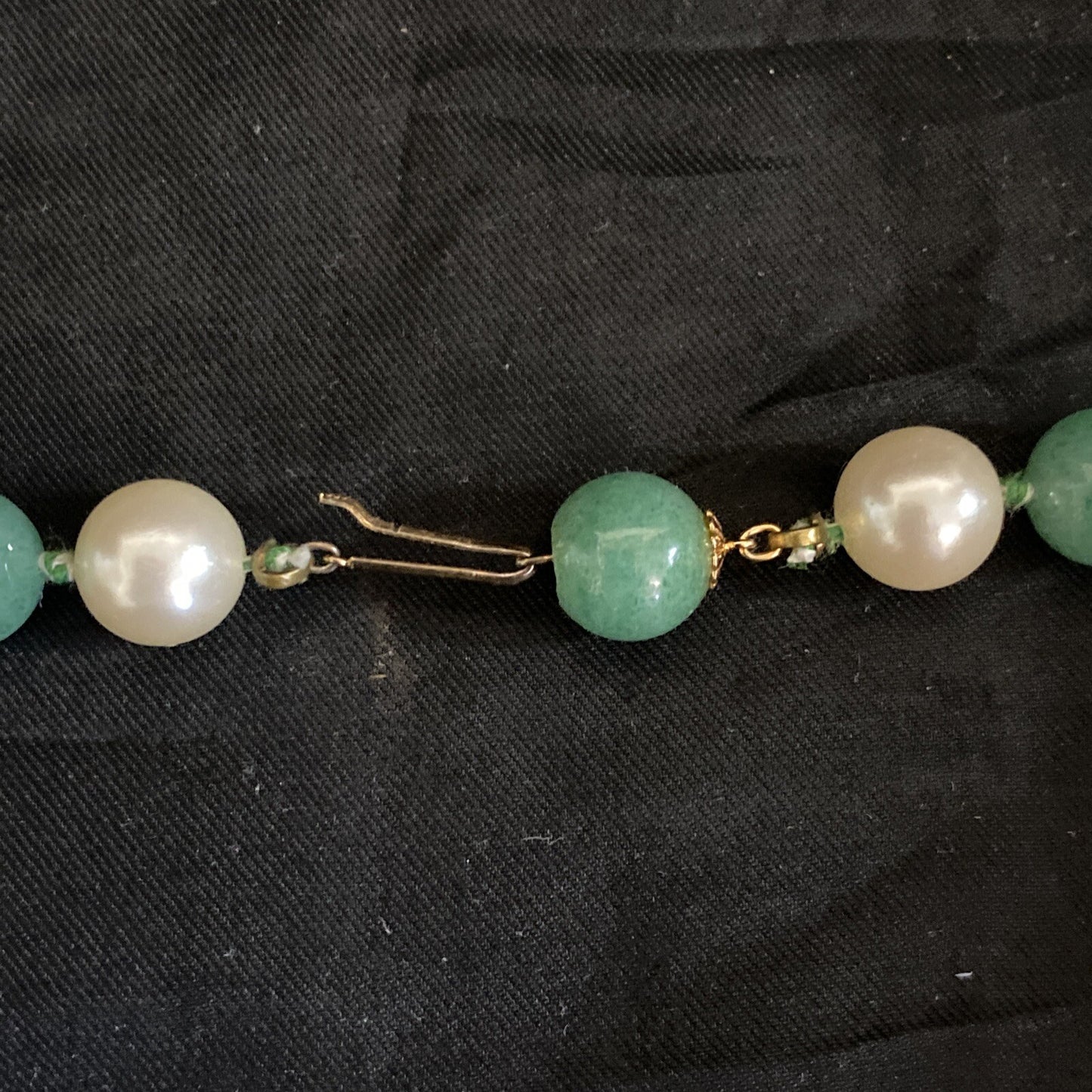 Hand Knotted Simulated Pearl & Aventurine Beaded Necklace 36" 9.5mm