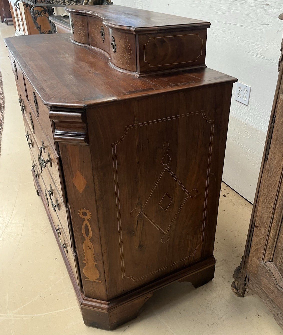 ANTIQUE SPANISH BAROQUE RUSTIC INLAID WALNUT COMMODE CHEST OF DRAWERS 51" X 24"