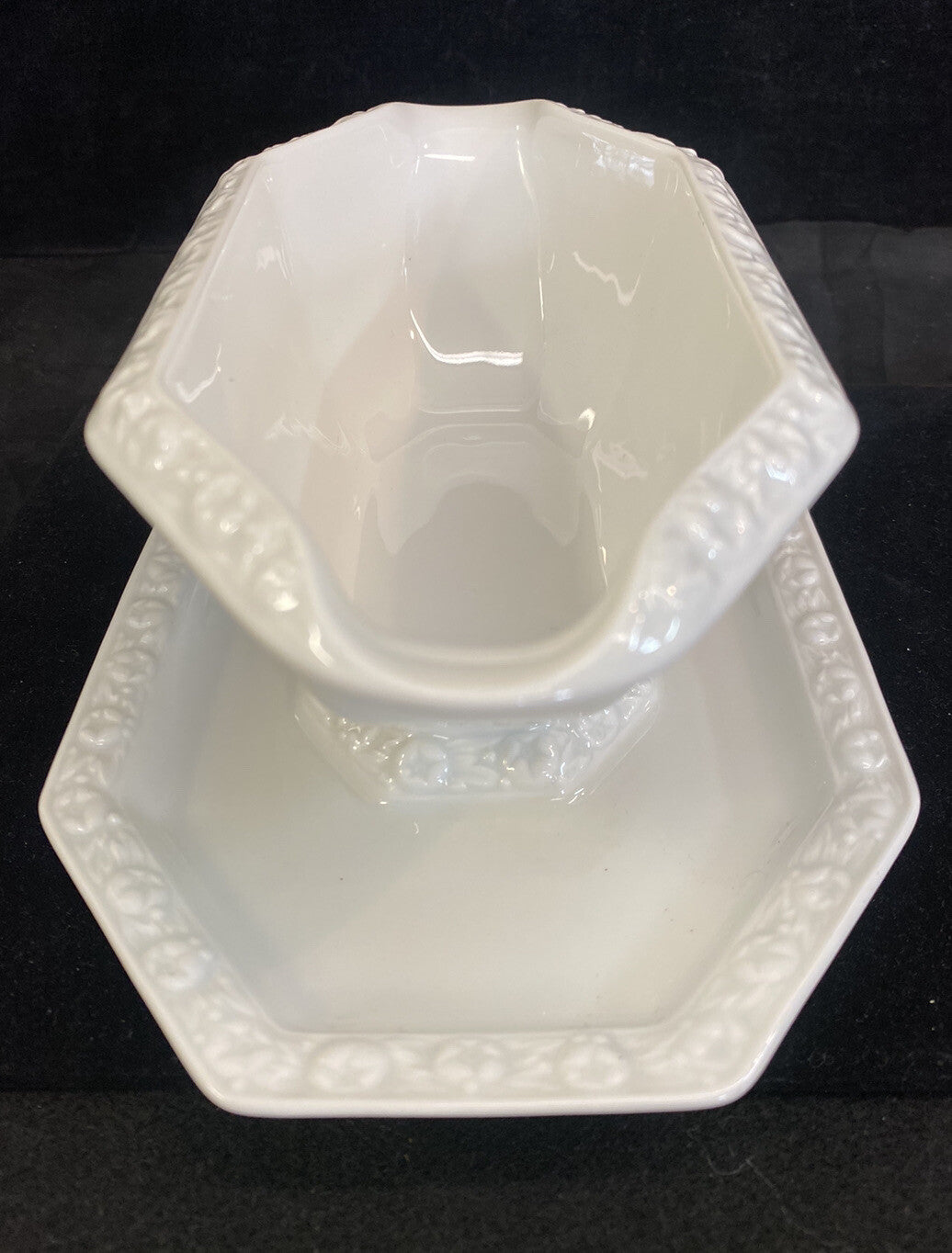 Rosenthal Classic Rose Maria White Gravy Boat with Attached Underplate