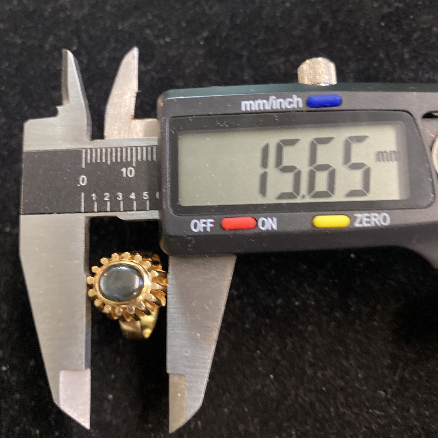 14K Yellow Gold Star Sapphire Ring Size 7.75 6.4g