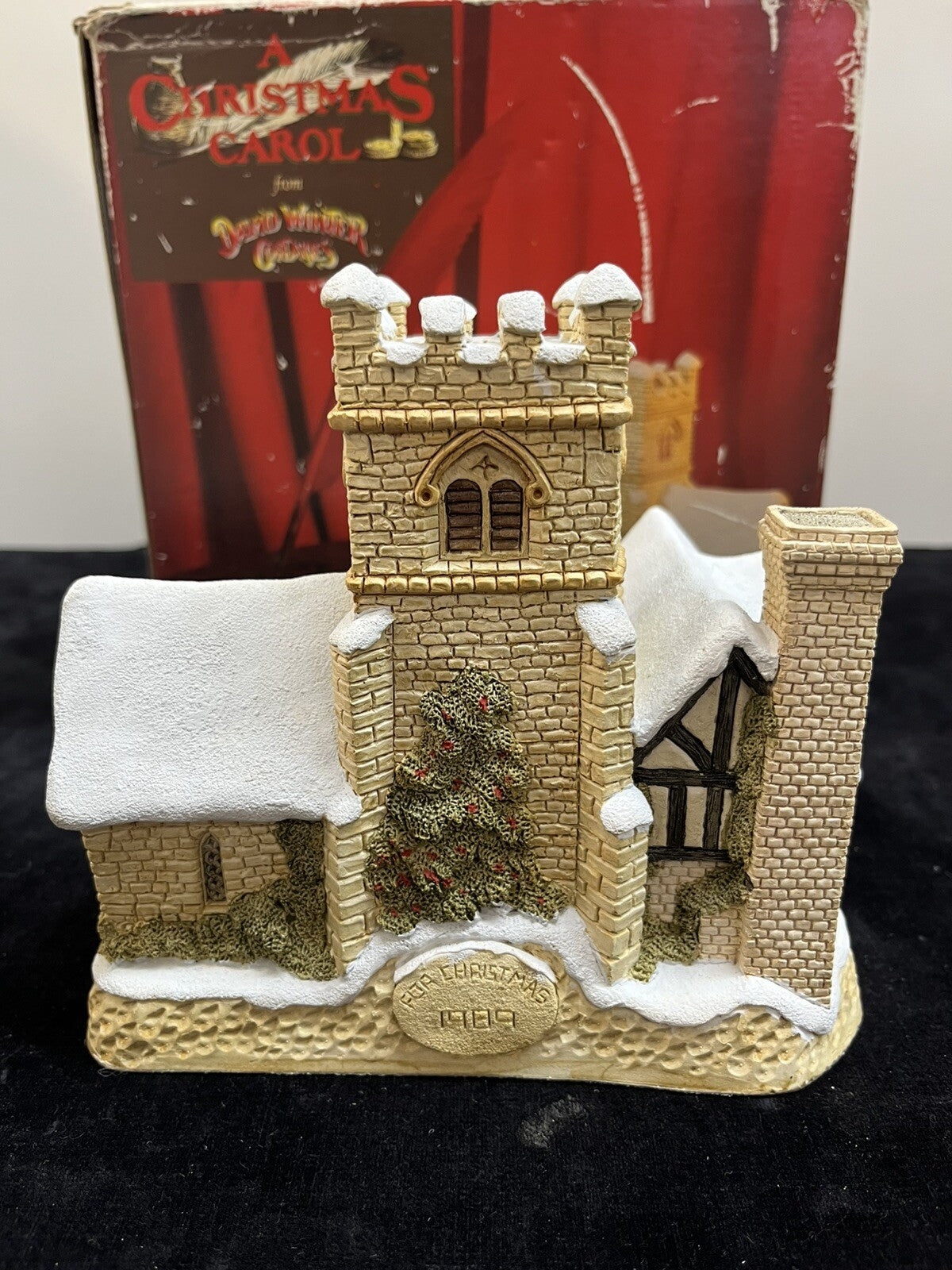 Vintage David Winter Cottage, A Christmas Carol, w/ box, 1989,