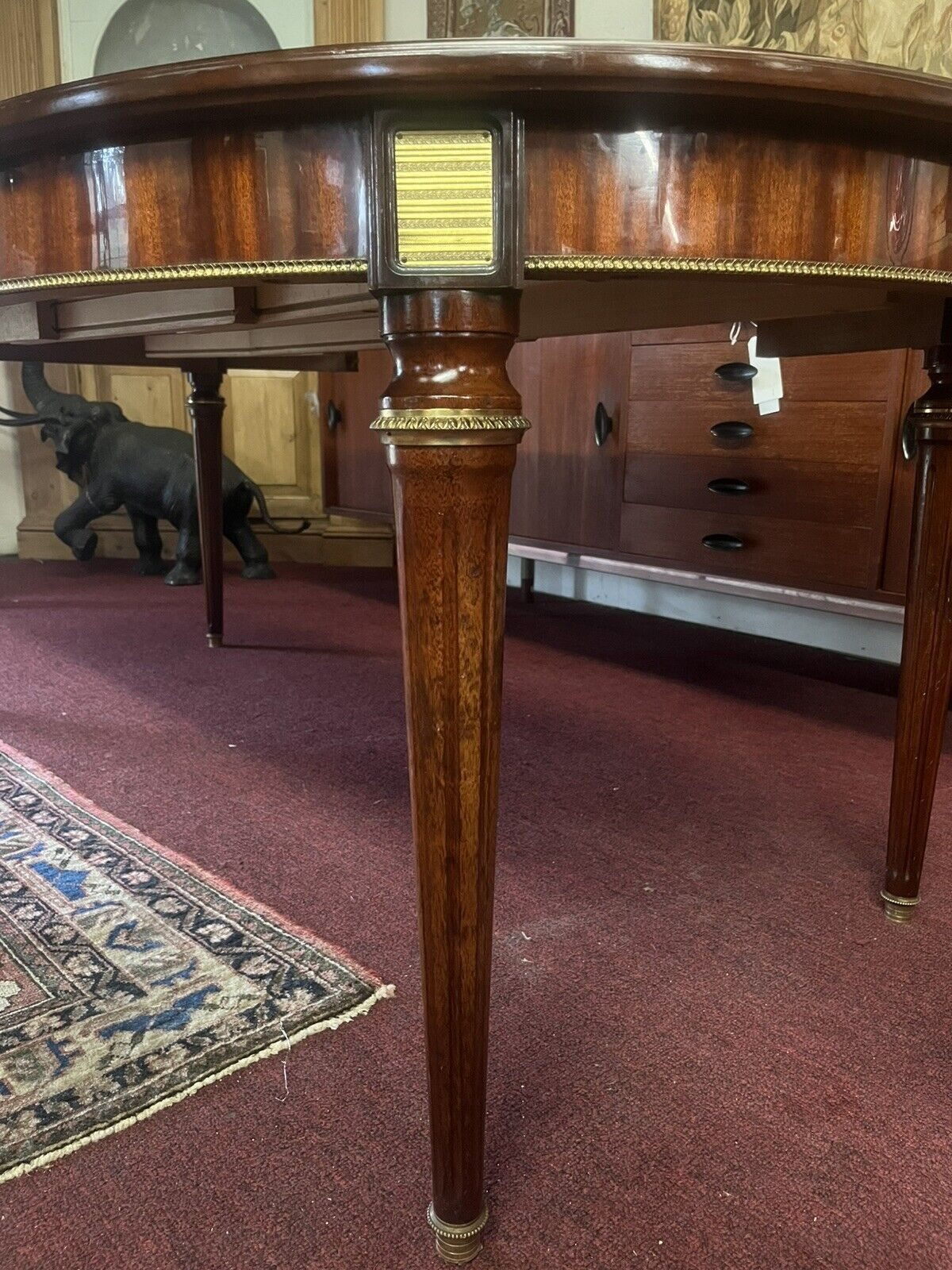 French Louis XVI Style Mahogany 44” Round High Gloss Dining Table w/ 2 Leaves