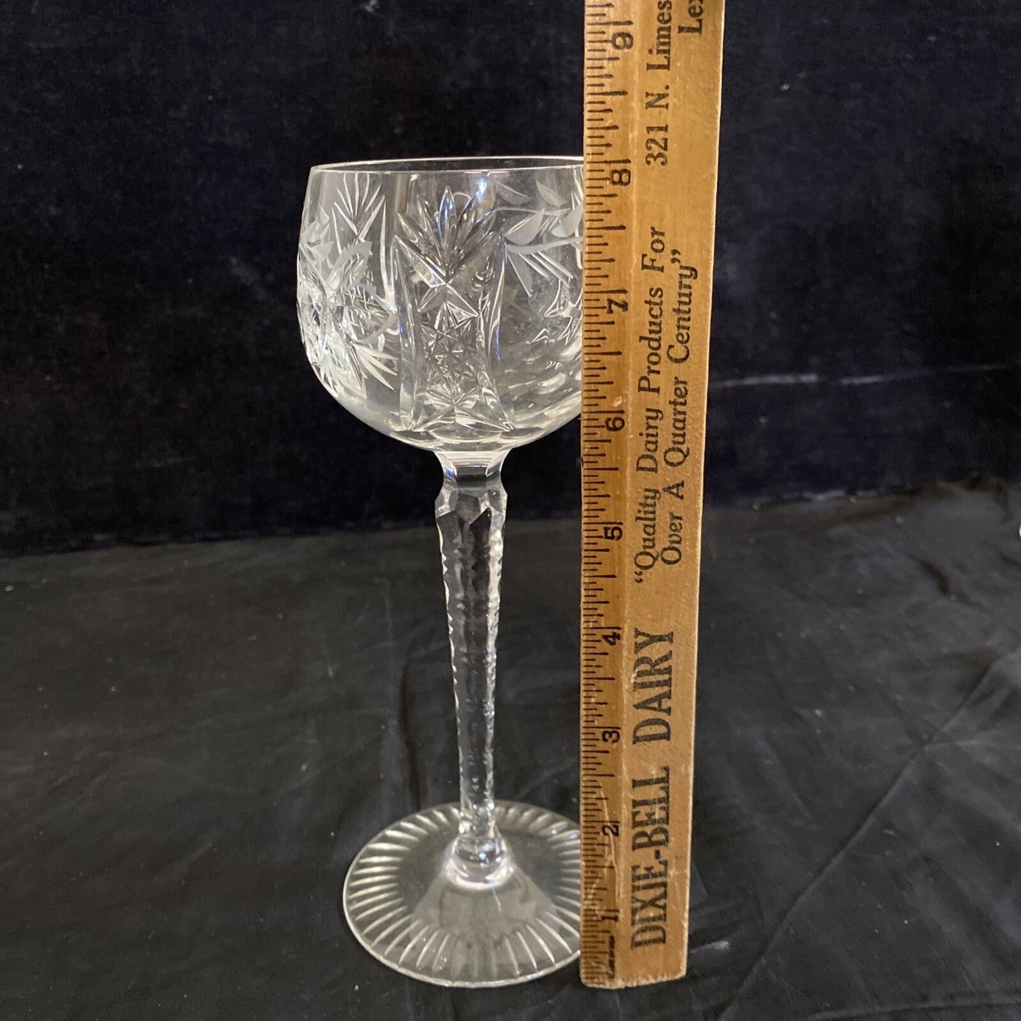 NACHTMANN TRAUBE CRYSTAL CUT 8" Wine Hock  Set Of 4 MSRP $69 ea excellent