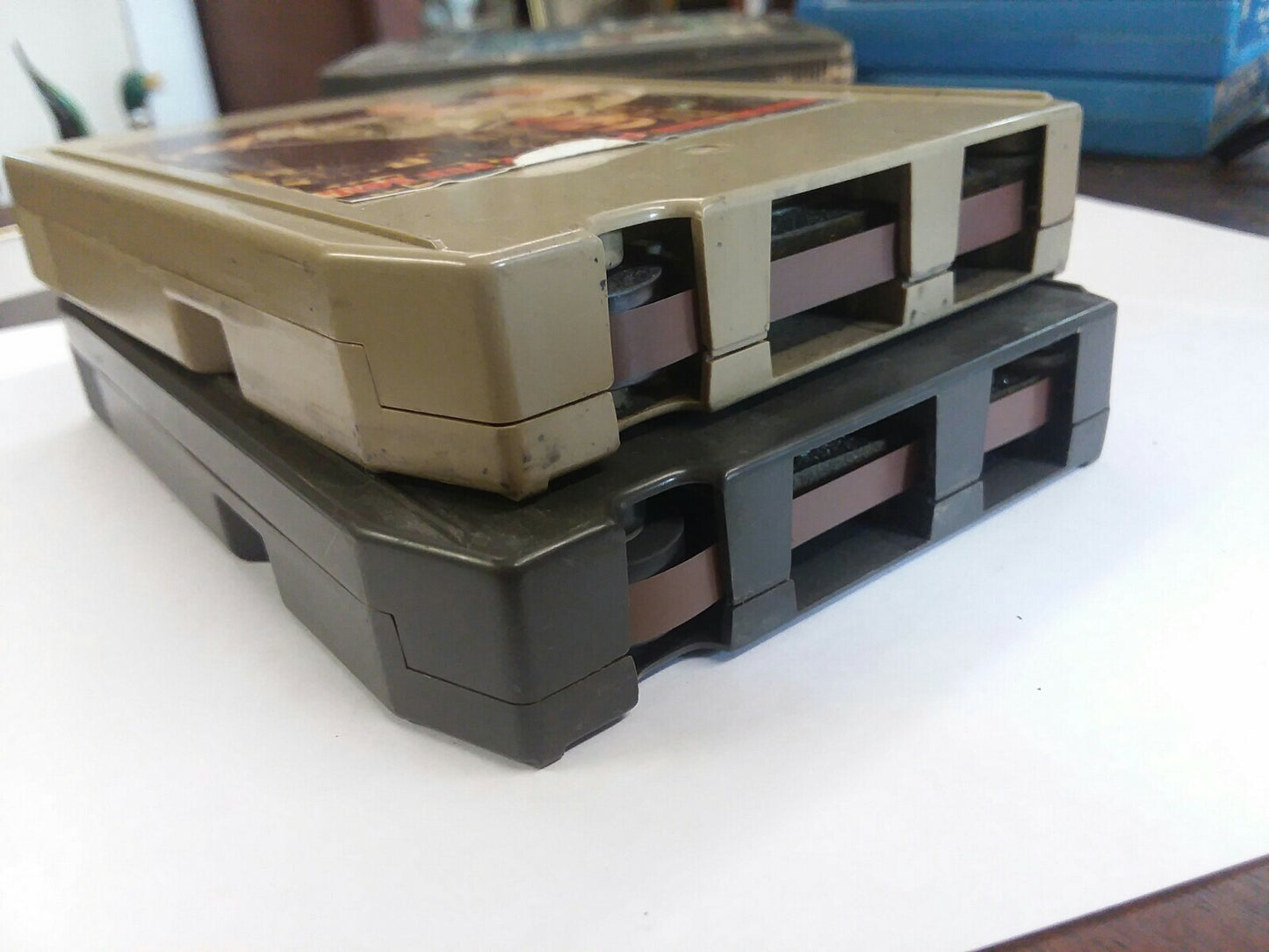 Pair JOHNNY CASH & HIS GREATEST HITS II & Songs of our soil Untested