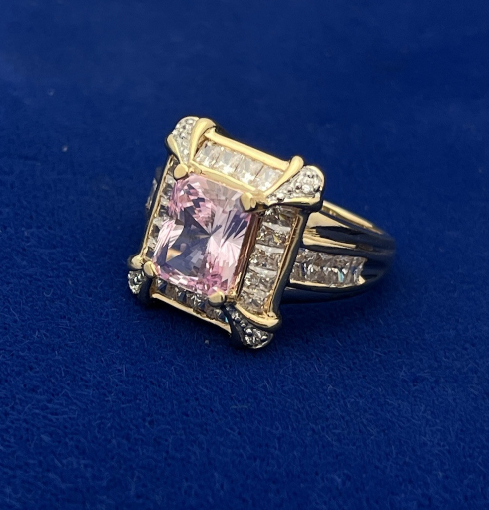 14k Yellow Gold Lab Created Sapphire and Diamond Ring MEDA  China SZ 6.75 7.48 g
