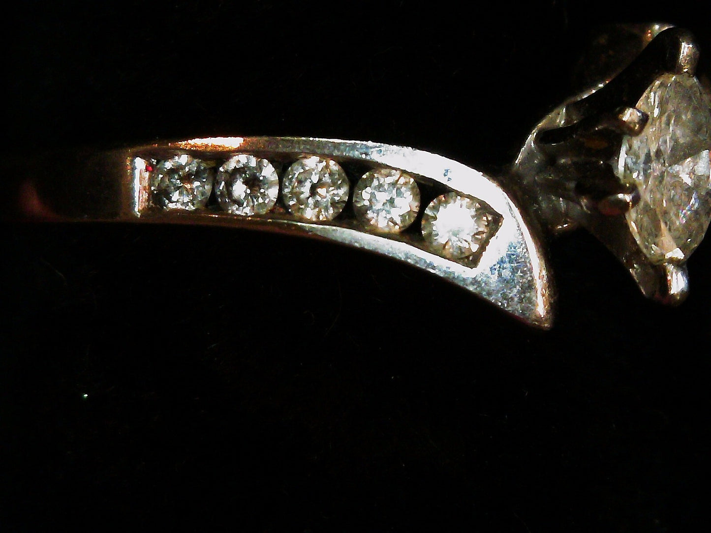 14k White Gold & Diamond Ring SZ 6.5 2.9g