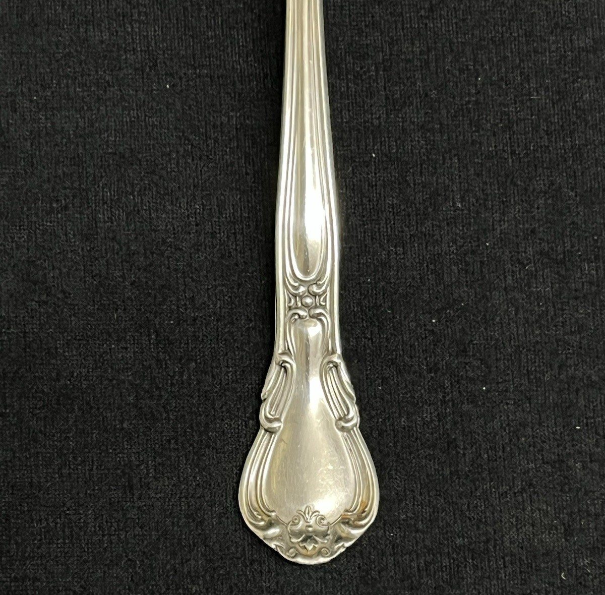 Chantilly by Gorham Sterling Silver 36.97g Round Cream Soup Spoon  6 1/4"