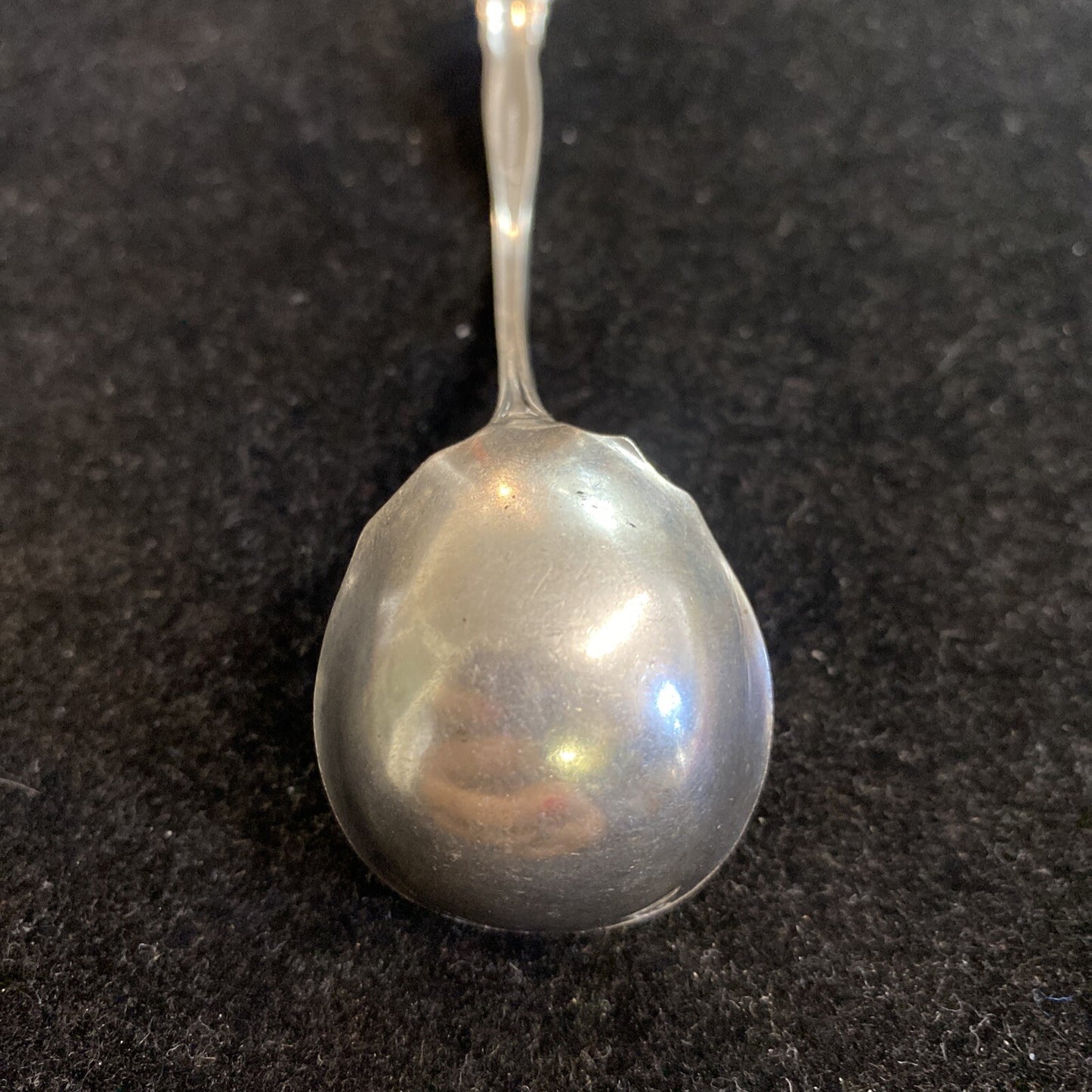 P.W. Ellis & Co. "Chippendale" 5" Sauce Ladle 16.5g Monogrammed 1922