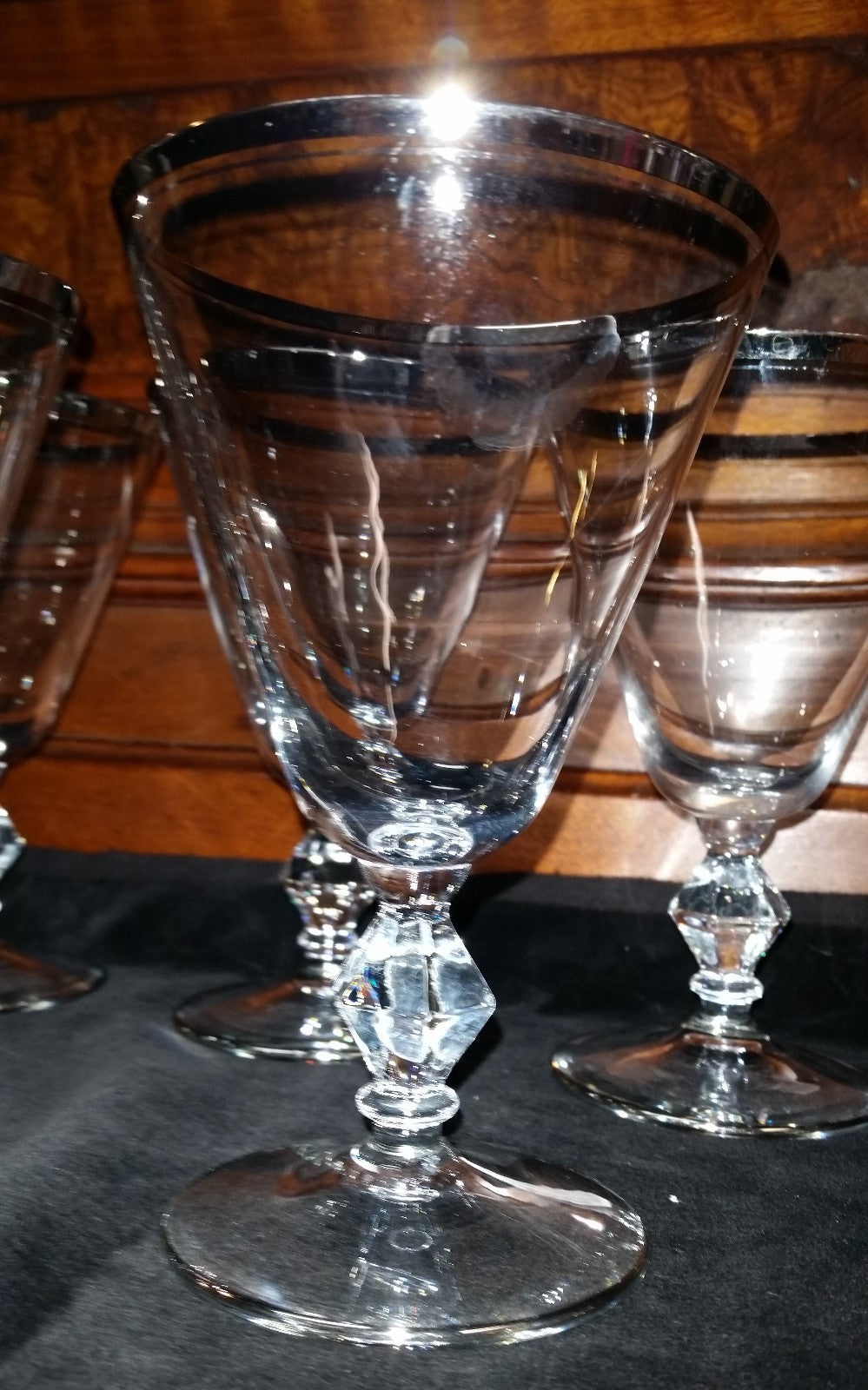 Glastonbury Lotus Brookmere Set of 7 Water Wine Glasses Platinum Trim