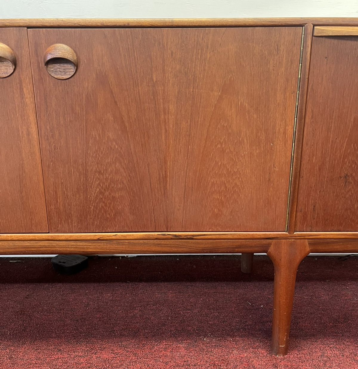 1960's McINTOSH 'DUNFERMLINE' MID-CENTURY MODERN TEAK SIDEBOARD  w/ FOLDOUT BAR