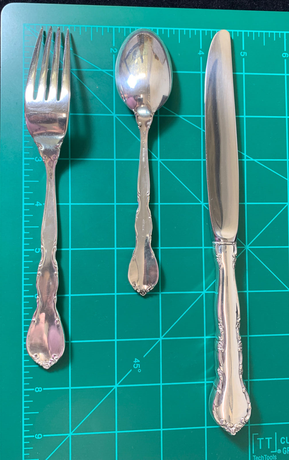 Mignonette by Lunt Sterling Silver 9 1/8" Dinner Knives 10 Avail 74.5g ea