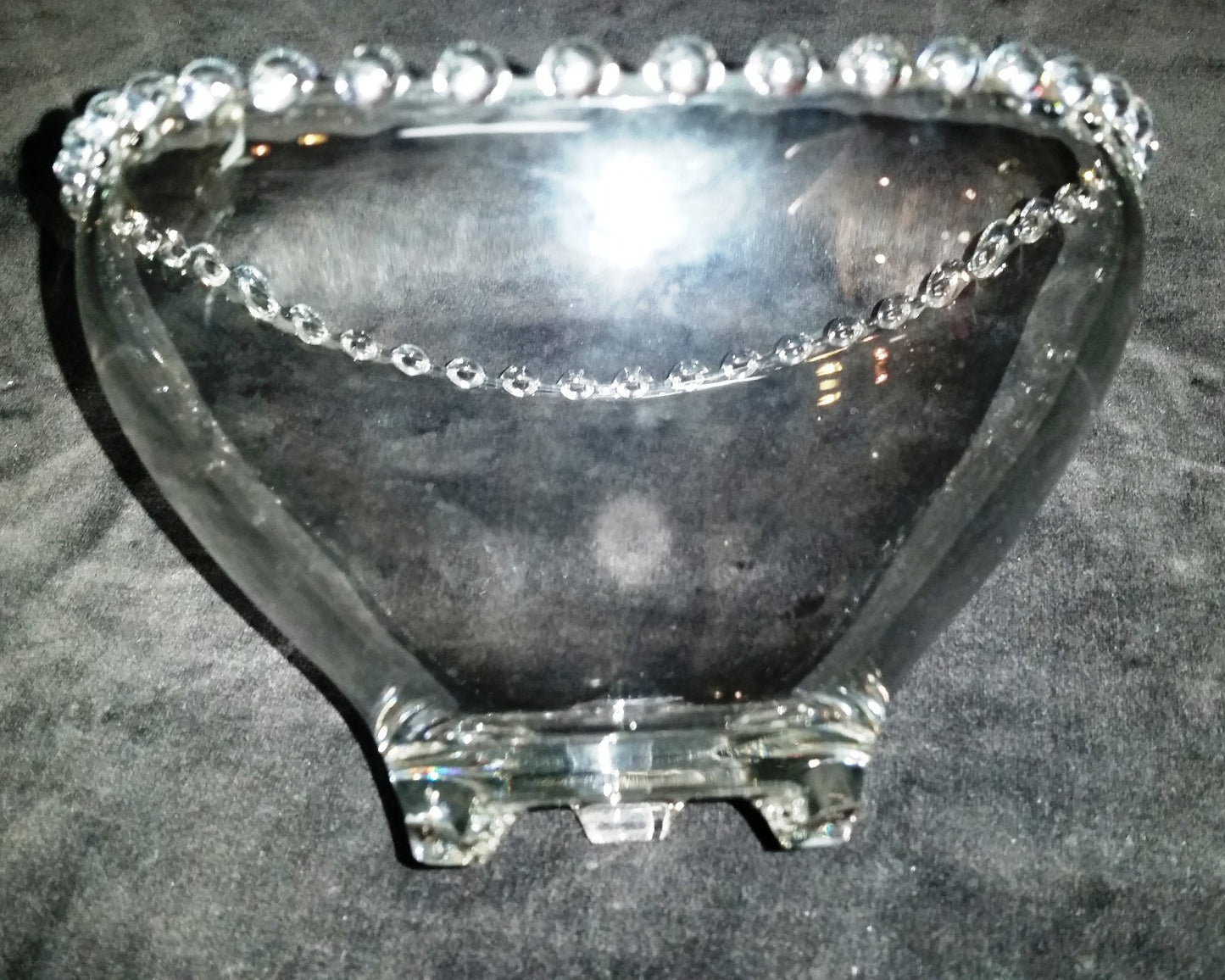 Imperial  CANDLEWICK 3 toed Bowl w beaded shaped edge  6" x 5.5" x H 4"