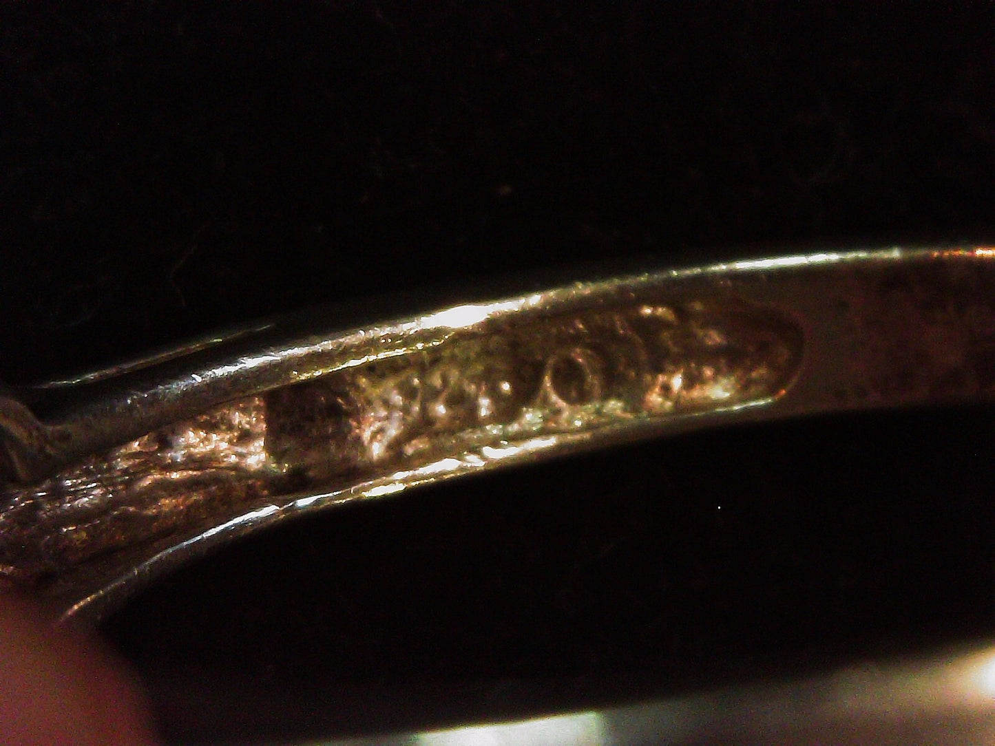 Avon Sterling Silver 925 Amethyst Stone Ring SZ 9.75 3.3g