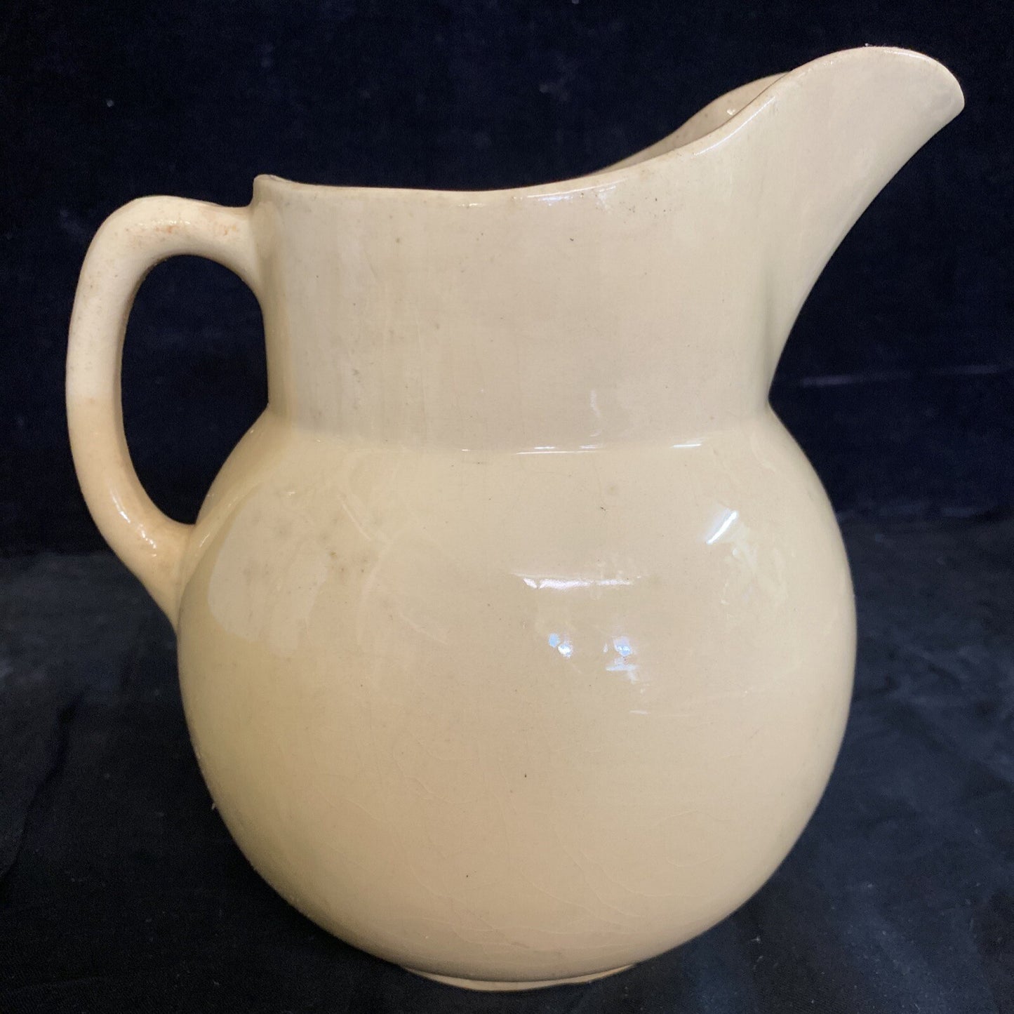 Watt Ware #16 Apple Advertising Pitcher 6 7/8"