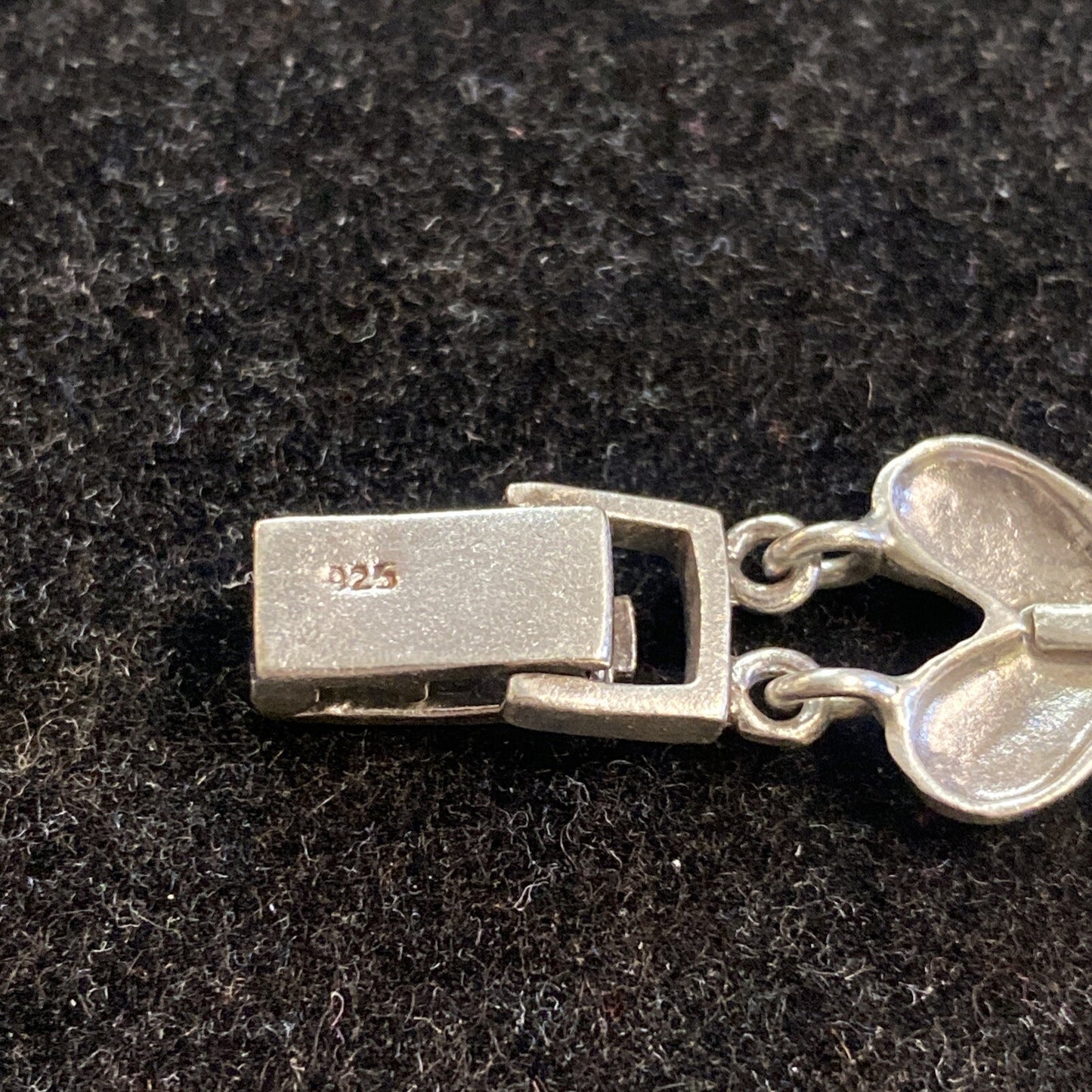 925 Sterling Silver 17.5 in Marcasite Gemstone Heart Design Link Necklace 77.1g