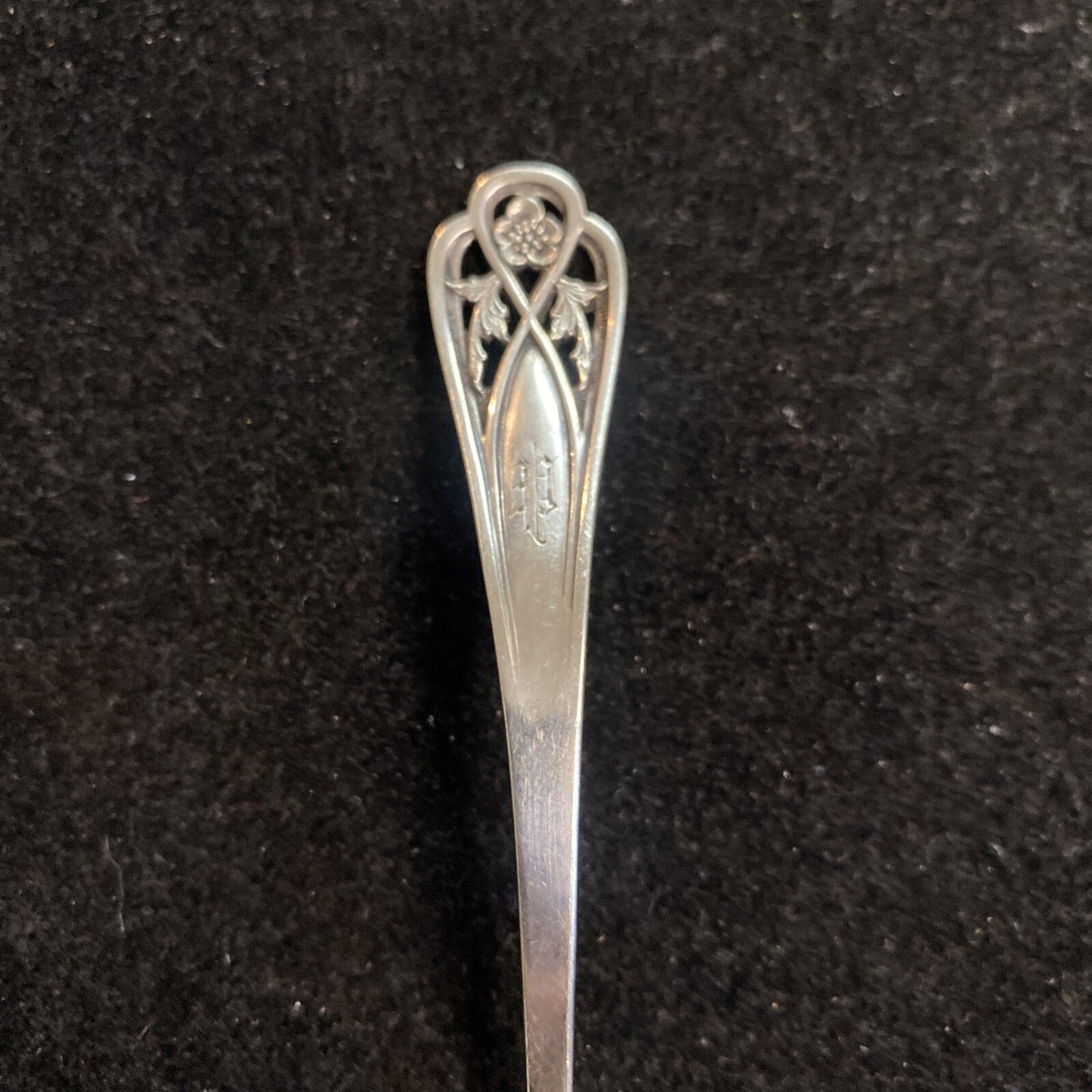 Frank Whiting Co. Pierced Sterling Silver 4 3/4" Serving Sauce Ladle 20.37g Mono