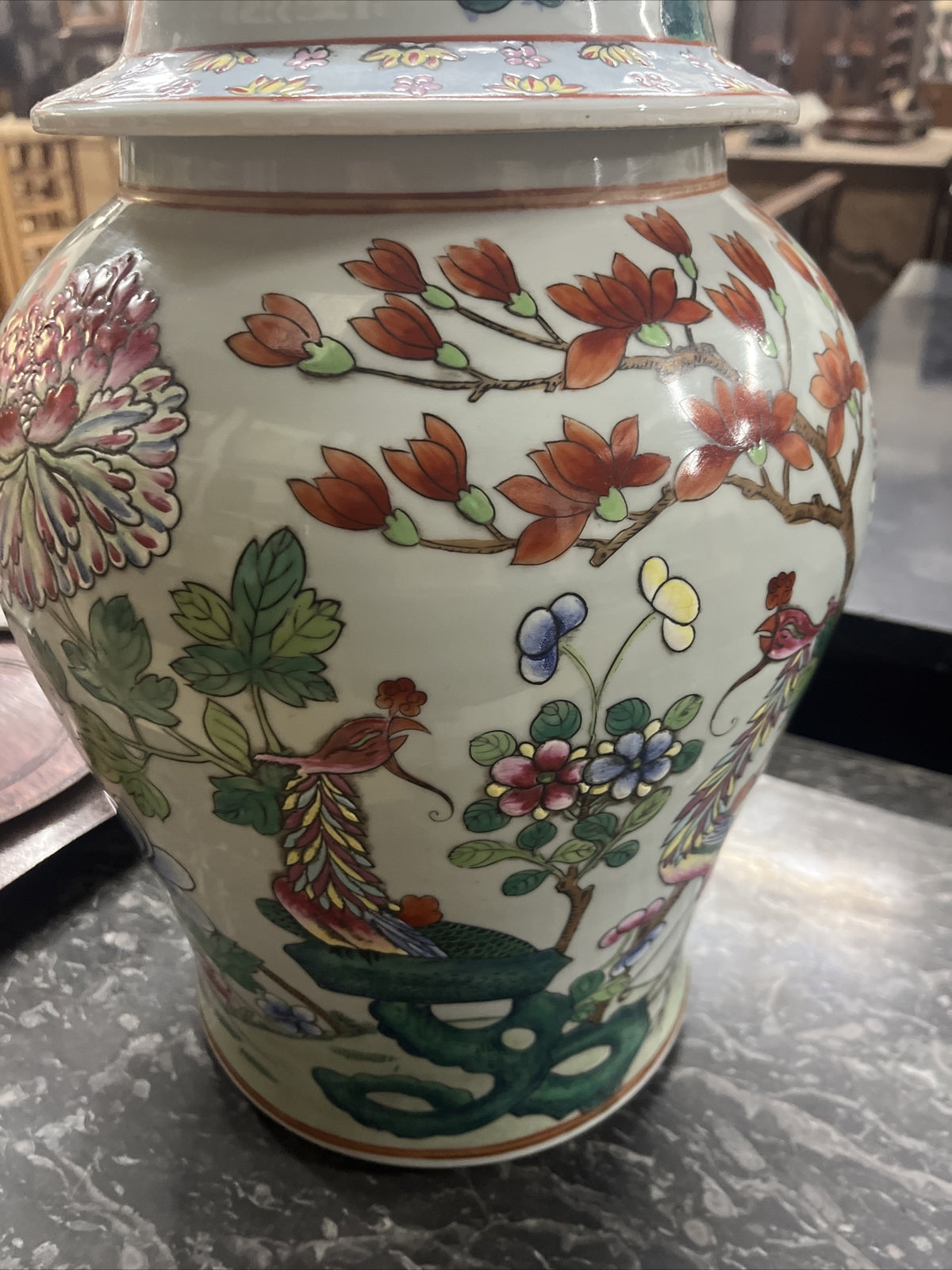 Covered Ginger Jar Famille Rose Qing Dynasty 19c Period Vase Foo Dog