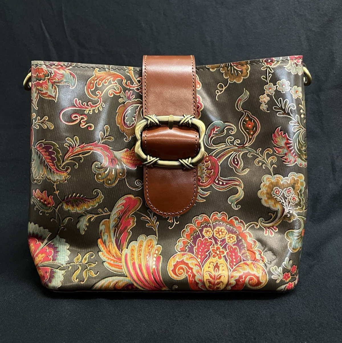 Patricia Nash Martano Belted Bucket Top Leather Bag w/ Strap & Card Wallet