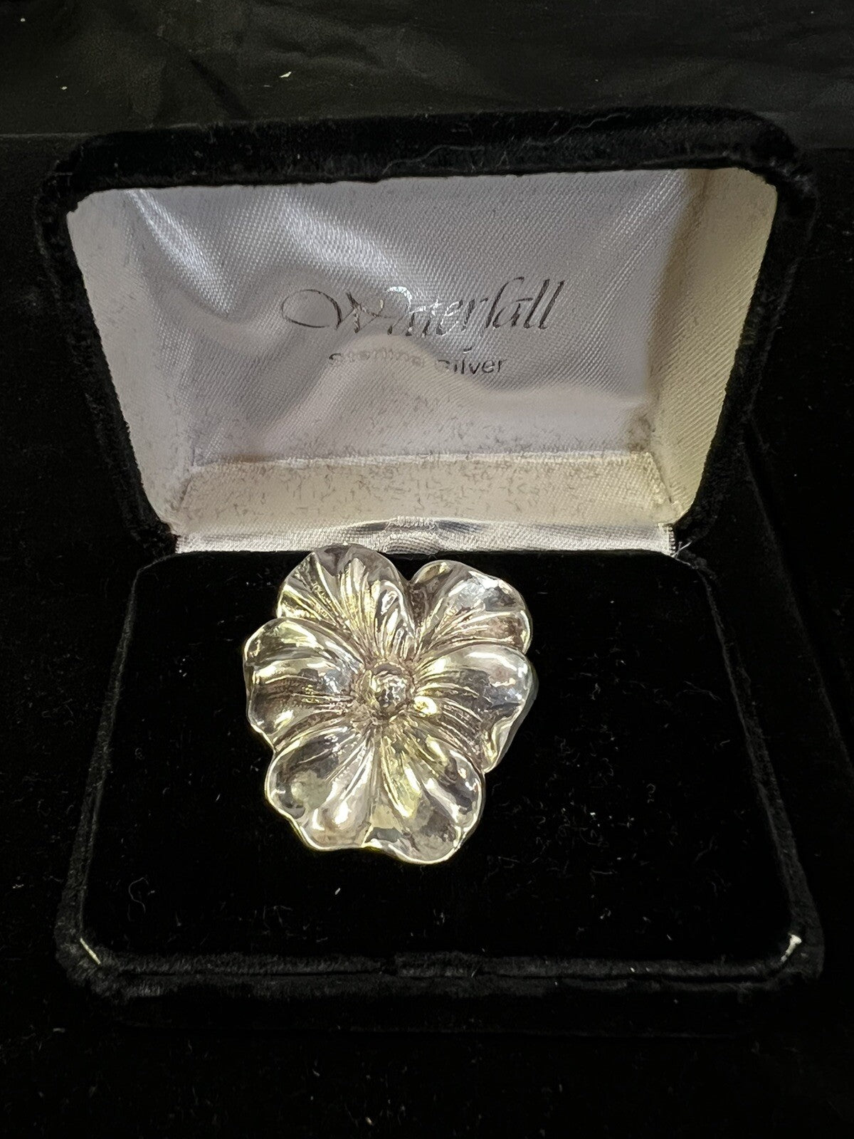 Sterling Flower Pin Brooch  1 .5 x 1.75"  Waterfall Jewelers