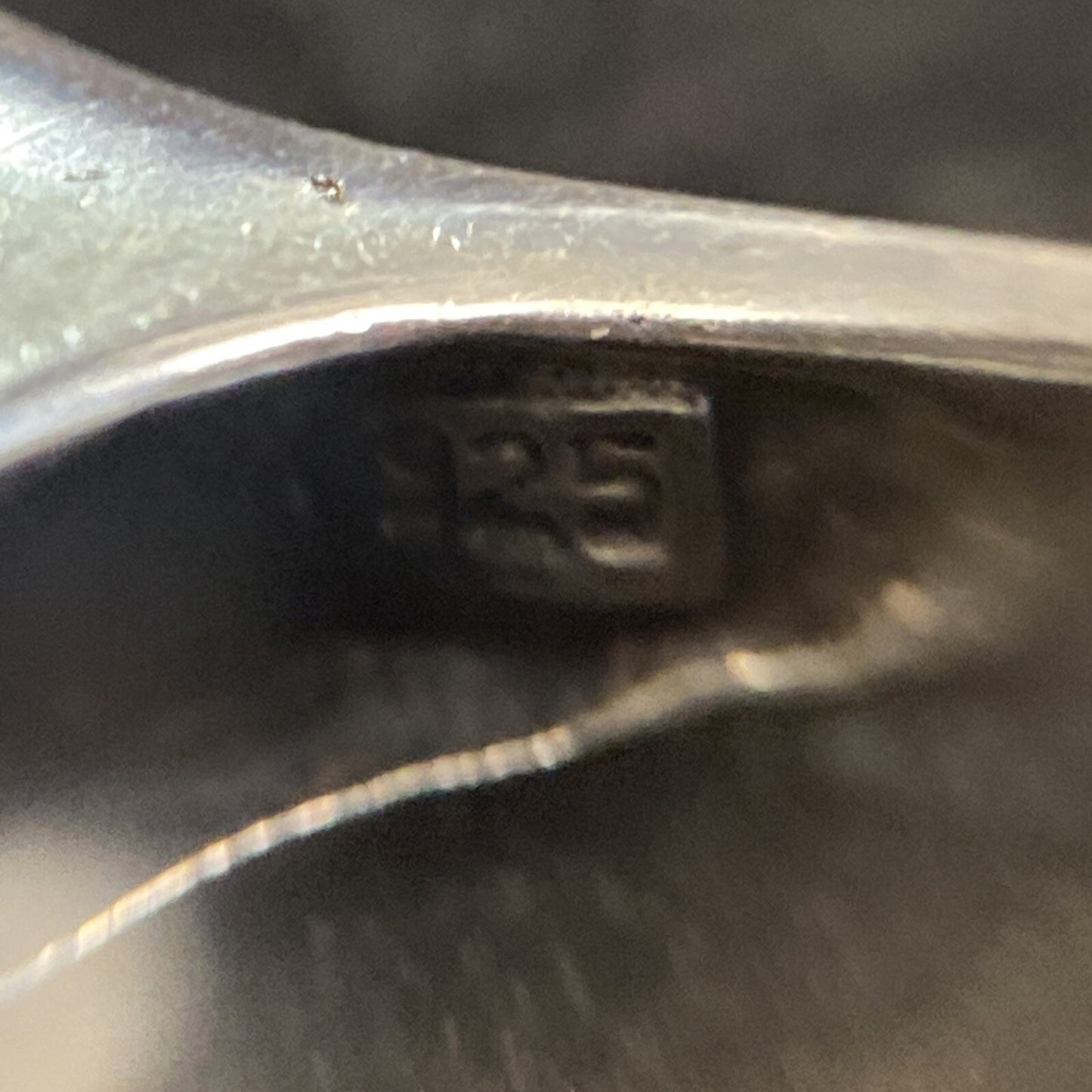 Sterling Silver 925 Mother of Pearl & Onyx Ring SZ 6.75 4.5g JM21