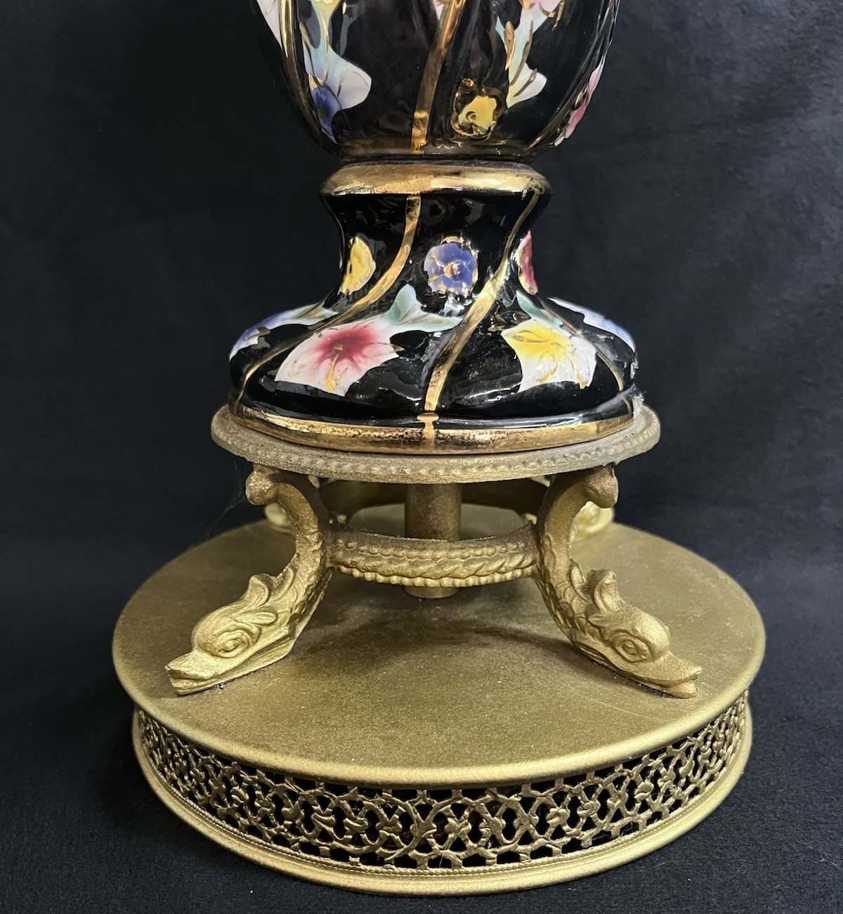 Vintage Capodimonte Porcelain Pierced Black & Gold Floral Lamp w/ Shade 26"