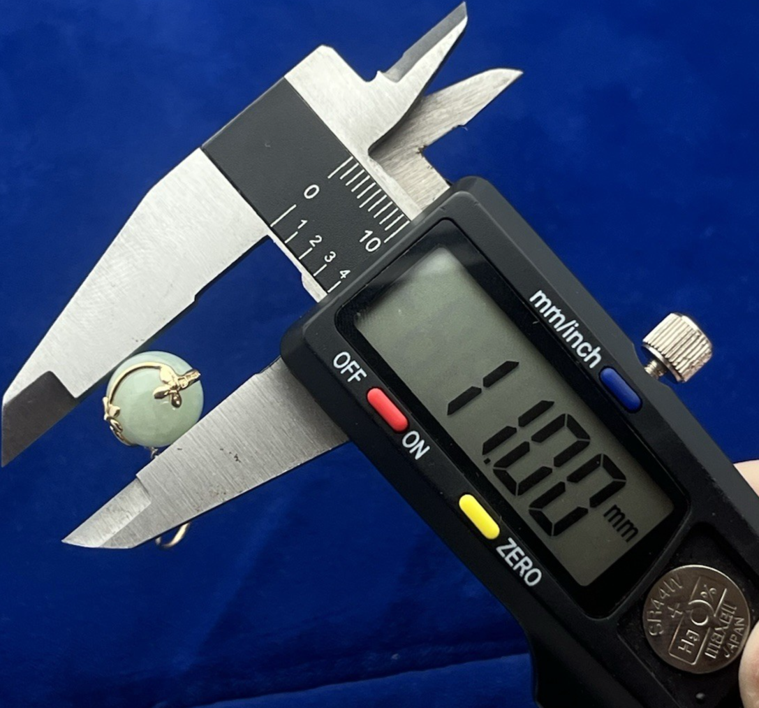 Dainty 14K Yellow Gold Mint Green Jade Dangling Bead Flower Earrings 5.89g