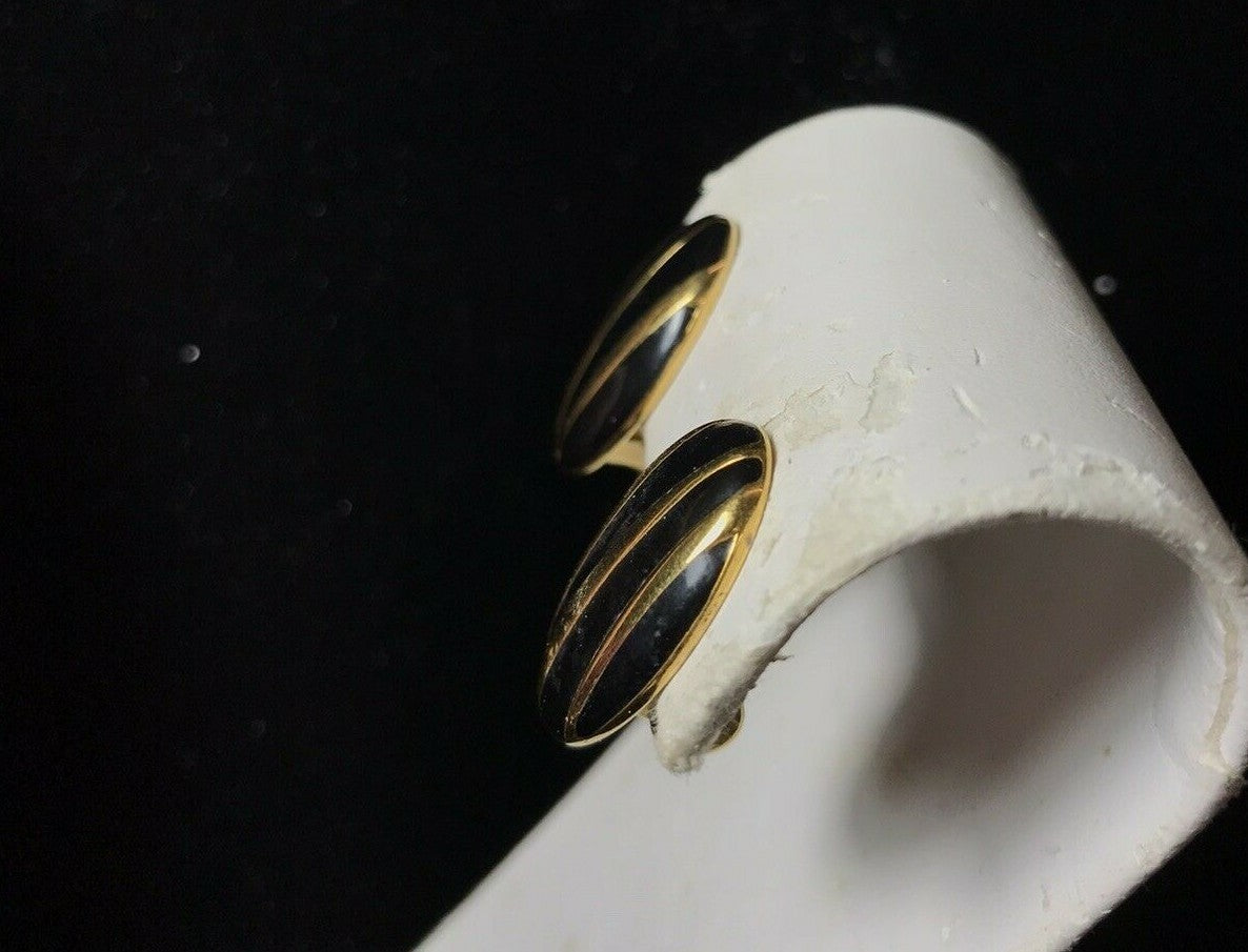 ELEGANT SIGNED MONET GOLD-TONE BLACK ENAMEL Oval  CLIP EARRINGS Art Deco