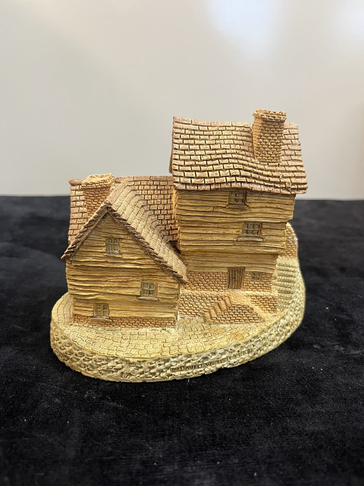 David Winter Market Street - 1980 - w/ box + COA