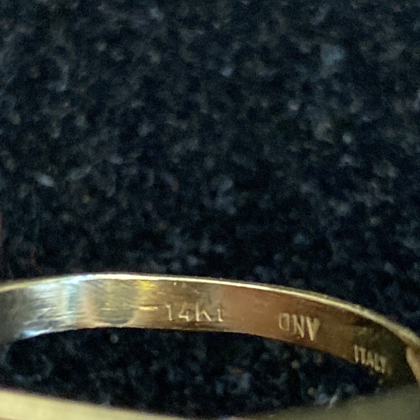 14K Solid Yellow Gold  Modern Ring Italy 6.6 g Signed "AND"  size  7.75  CB5