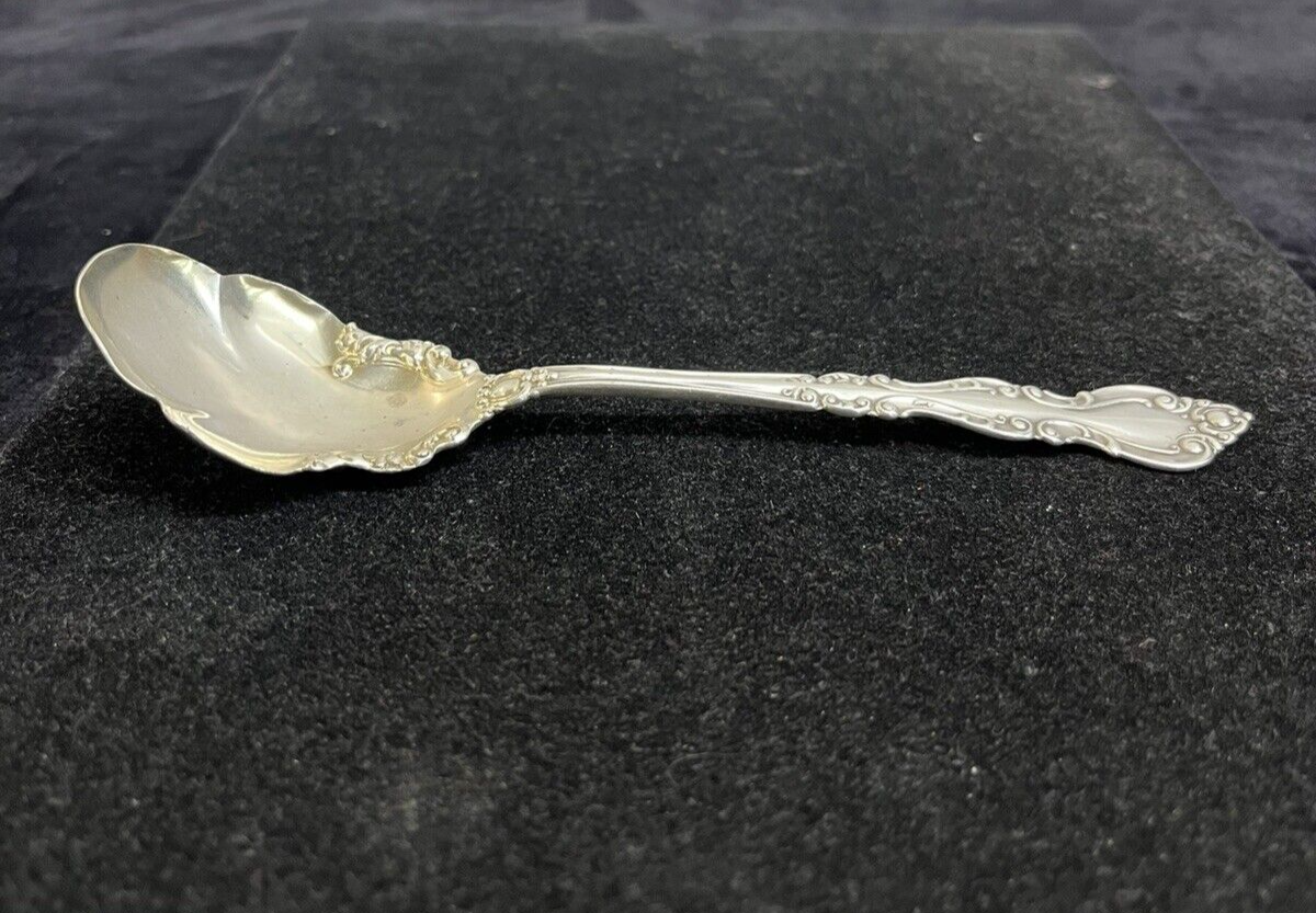 Pat. Sterling Silver Warwick Sugar Shell Spoon 21.9g
