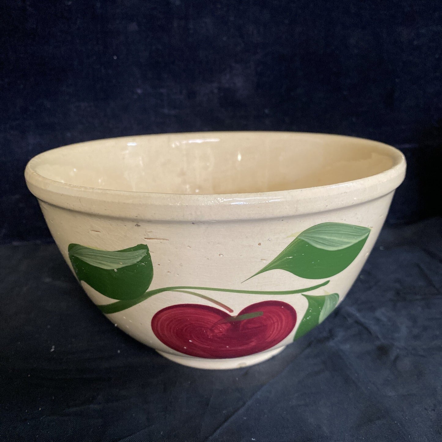 Watt Ware USA Apple 4" Bowl Set of 2