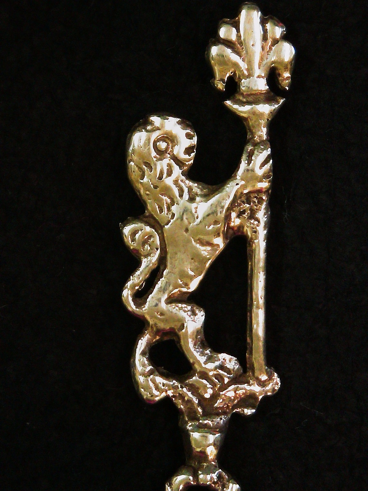 Antique Italian 5g Firenze .800 Silver Heraldic Lion Figural Olive Fork 4"