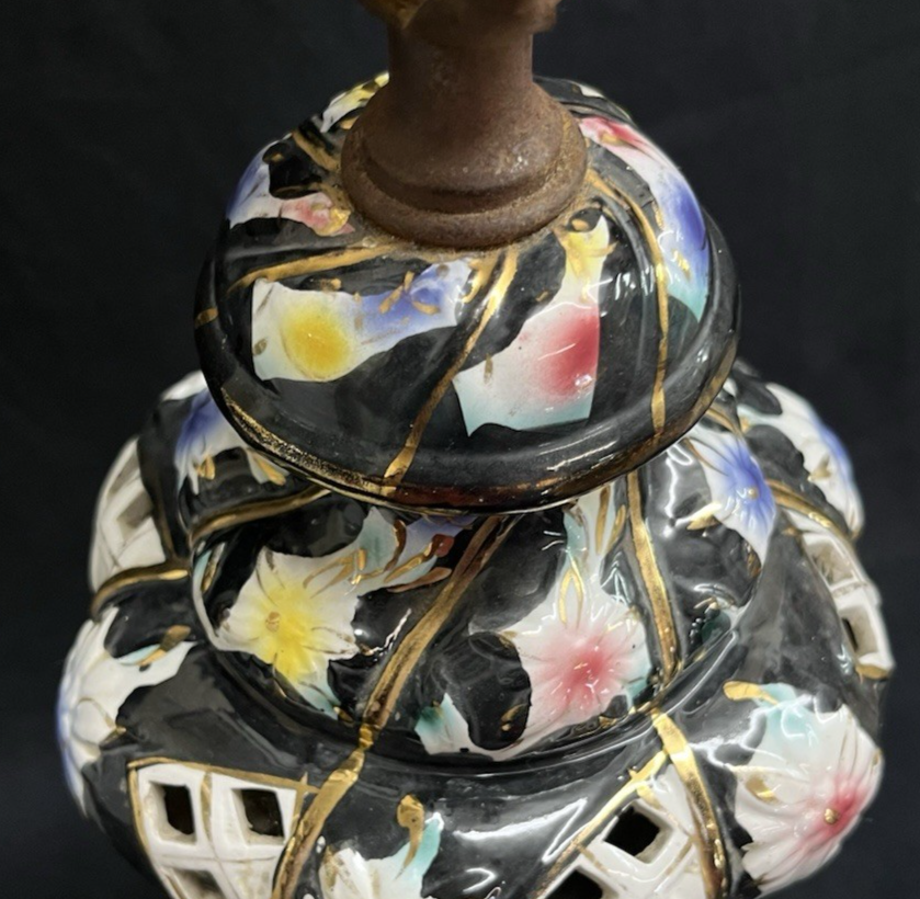 Vintage Capodimonte Porcelain Pierced Black & Gold Floral Lamp w/ Shade 26"