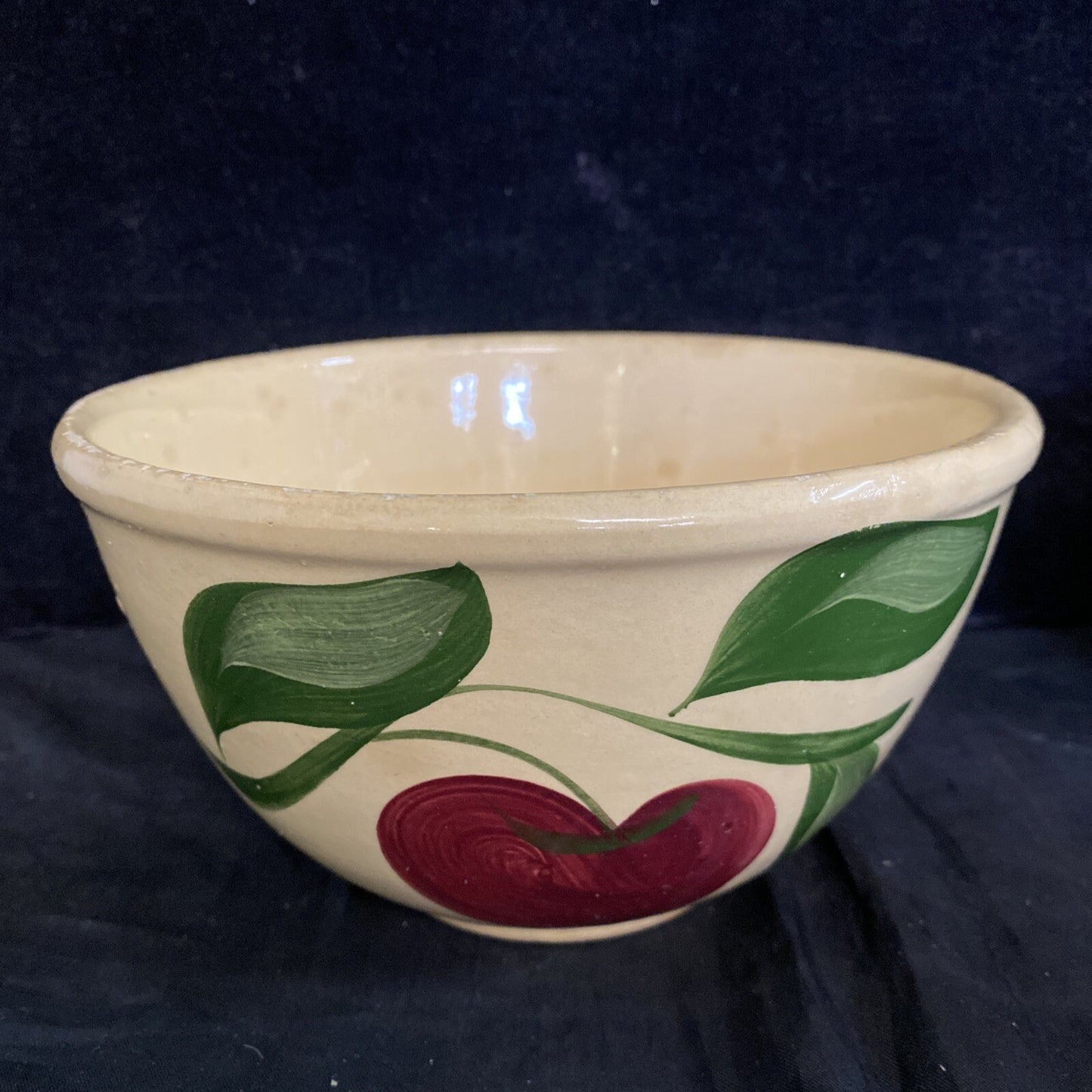 Watt Ware USA Apple 4" Bowl Set of 2