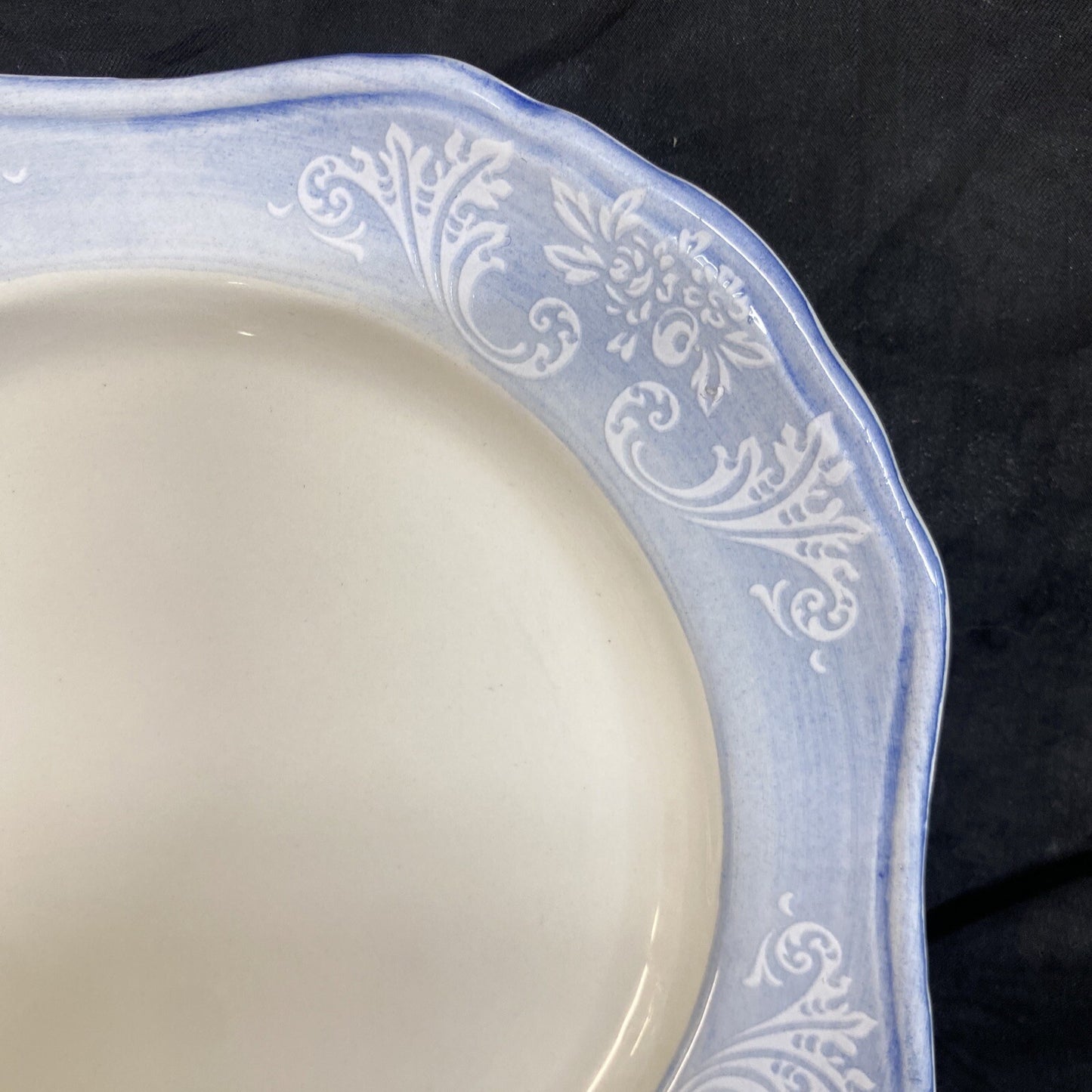 Ceramica Due Torri Italy 8 1/2" Salad Plate KM17