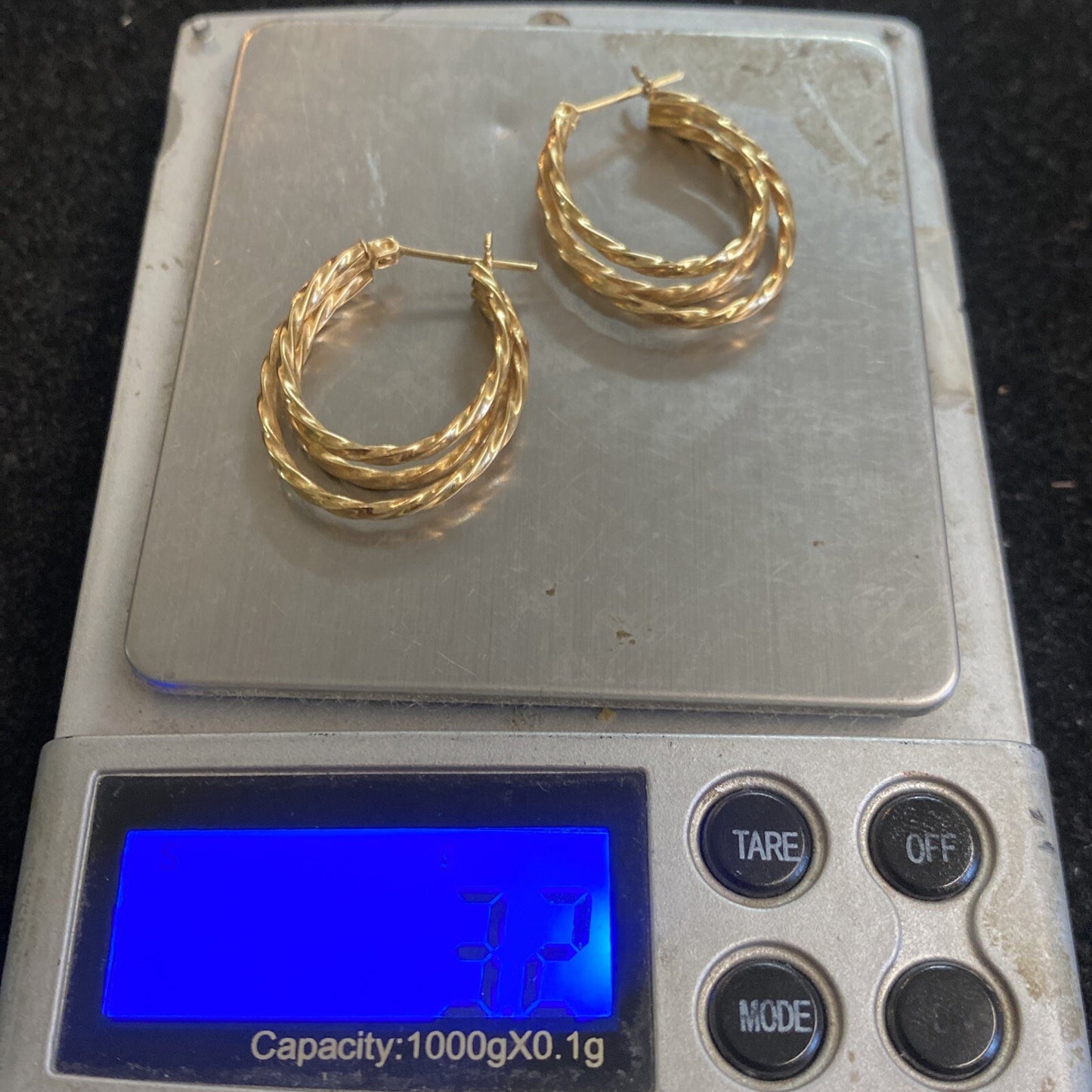 3.1g 14K Yellow Gold Double Hoop Earrings