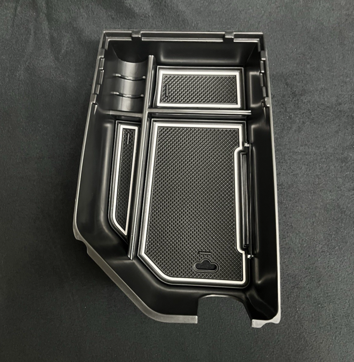 NEVER BEEN USED CDEFG Center Console Organizer Tray for 2022-2024 Genesis GV70